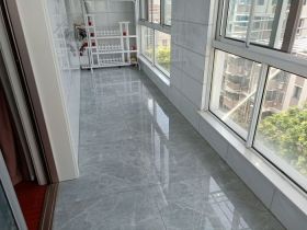 春天花园 3室2厅1卫 75m&sup2;