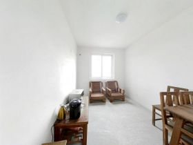 白龙花苑 3室2厅2卫 228m&sup2;
