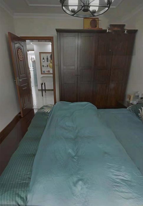 五一新村西区 3室1厅1卫 125m&sup2;