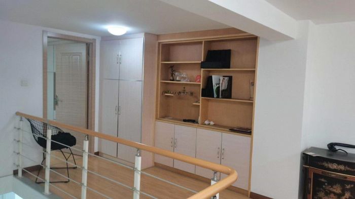 华都商业广场 3室2厅1卫 70m&sup2;