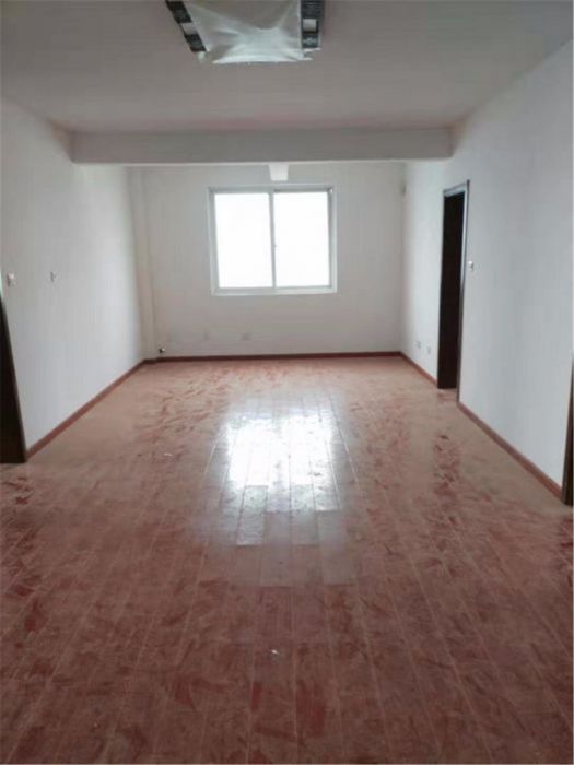 和盛林荫水岸 4室2厅1卫 140m&sup2;