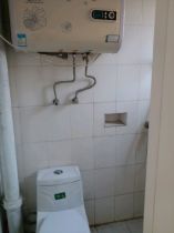 易家桥新村 1室1厅卫 40m&sup2;