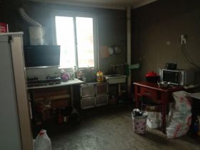 新华佳园 2室1厅1卫 93m&sup2;