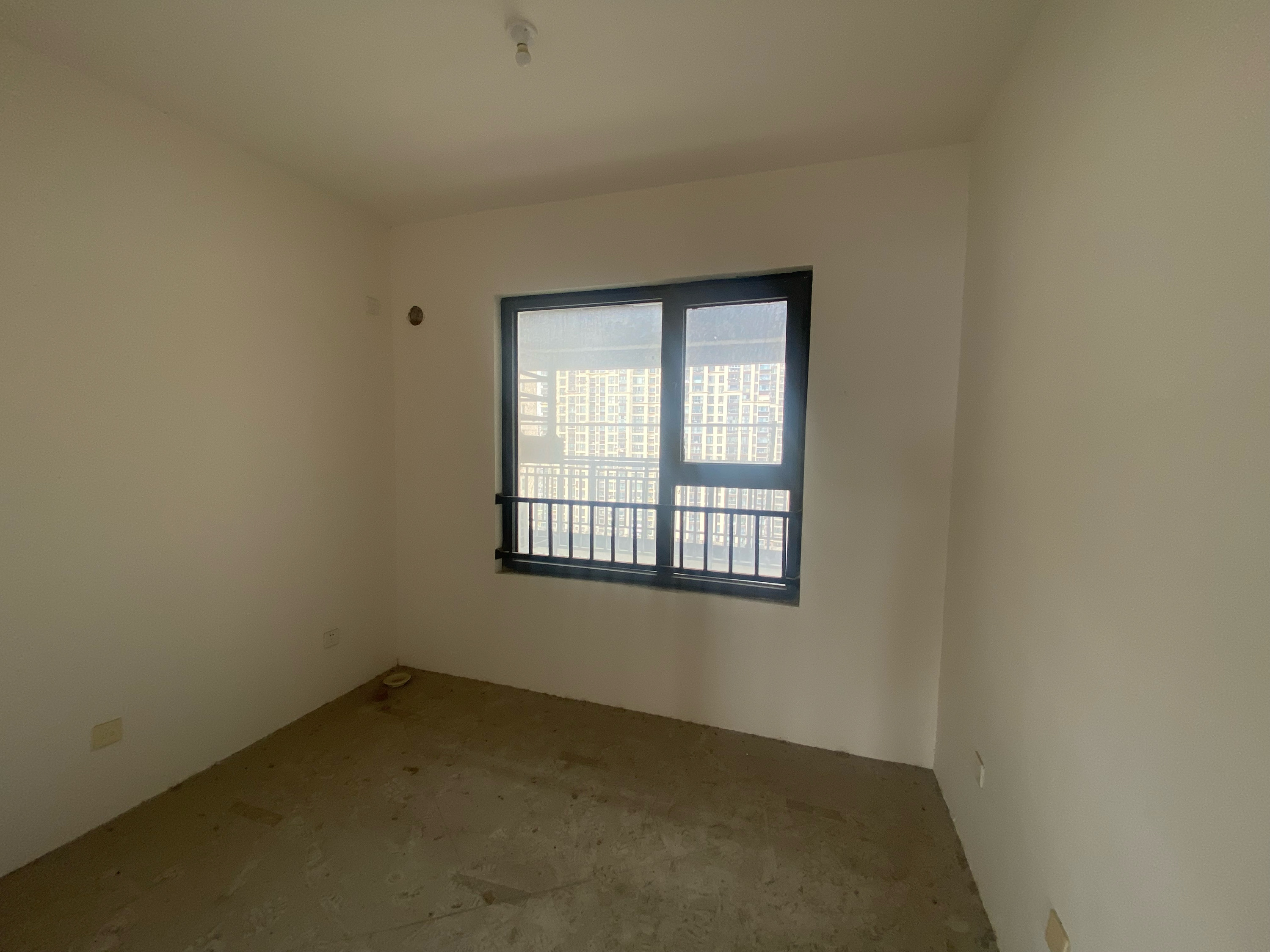 万达华府 3室2厅1卫 90.89m²