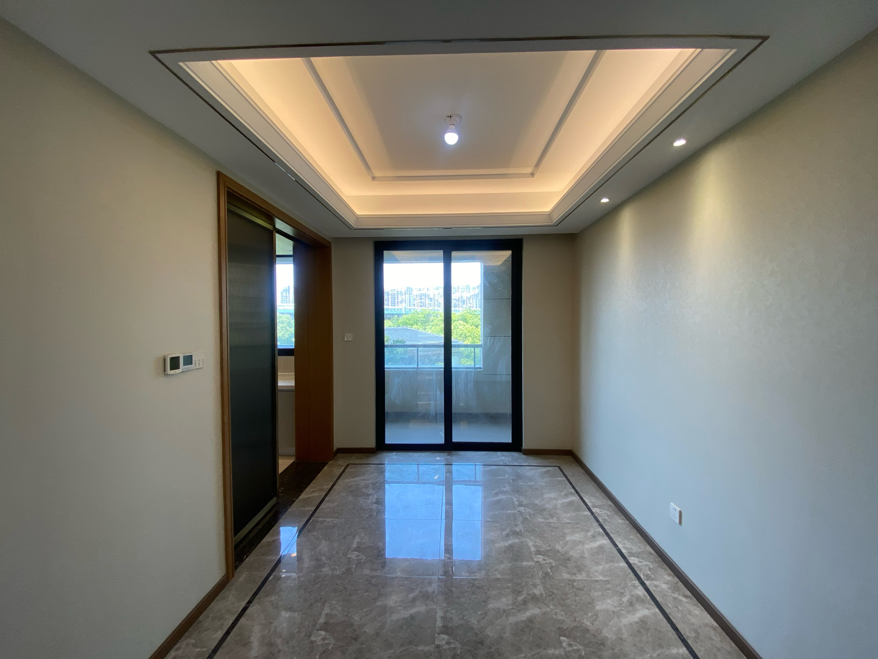 绿城沁园 3室2厅2卫 132.56m&sup2;