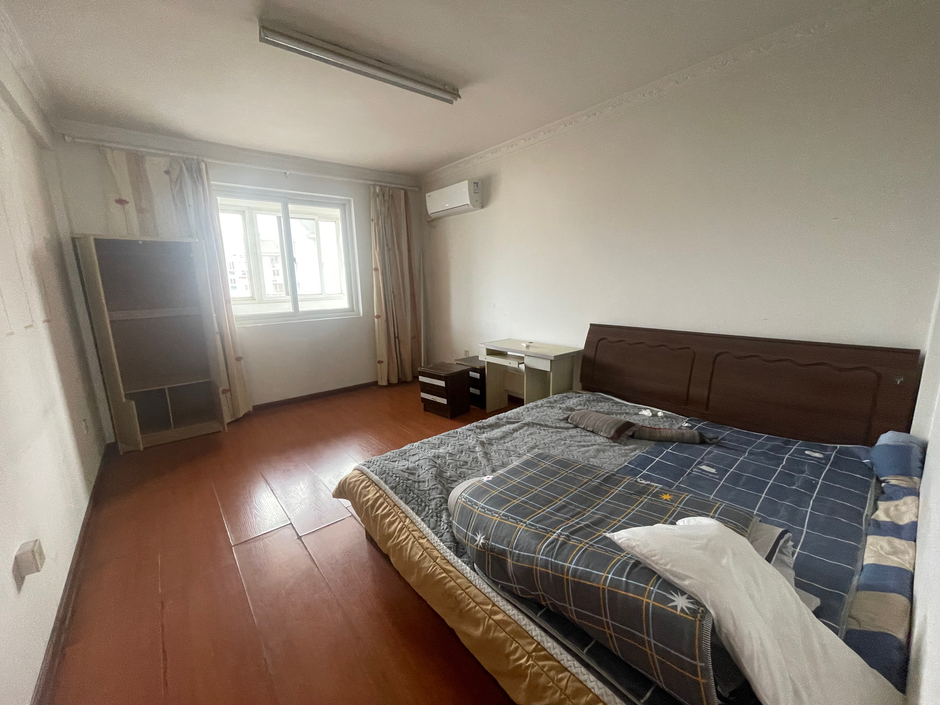 怡园北村北区 3室1厅1卫 101m&sup2;