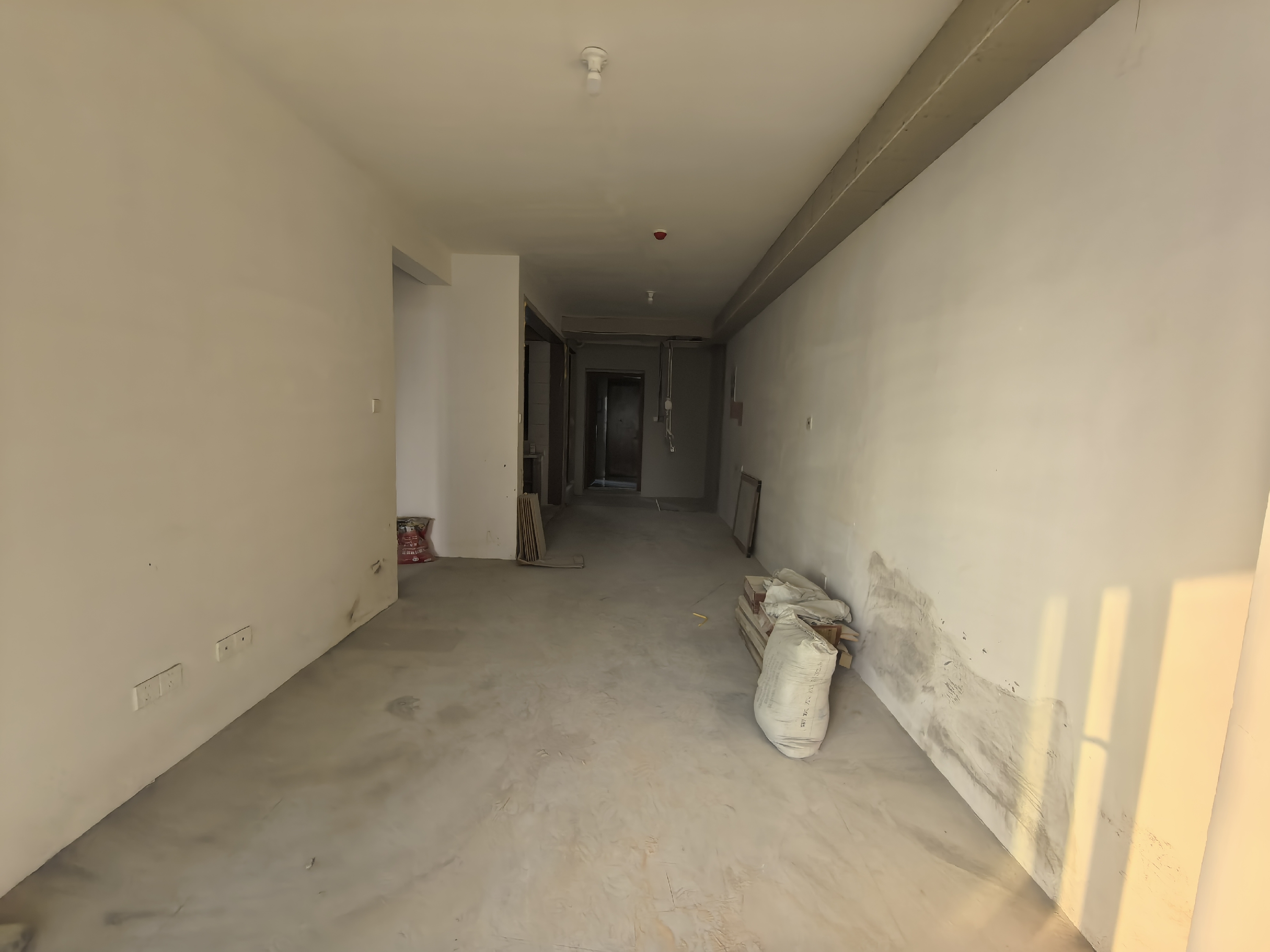 东时区 3室2厅2卫 92m&sup2;