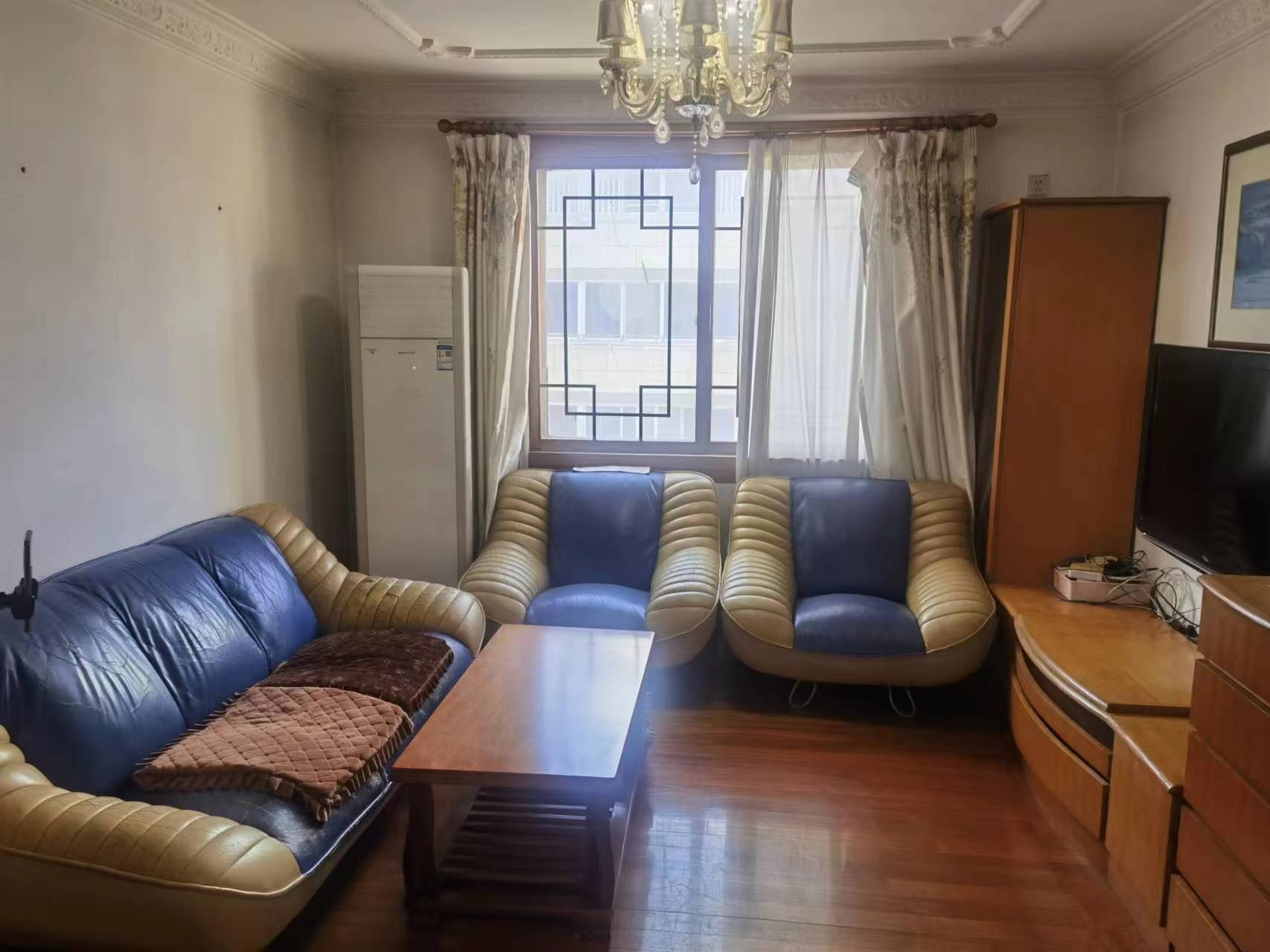 百花军宅苑 3室2厅1卫 133.00m²