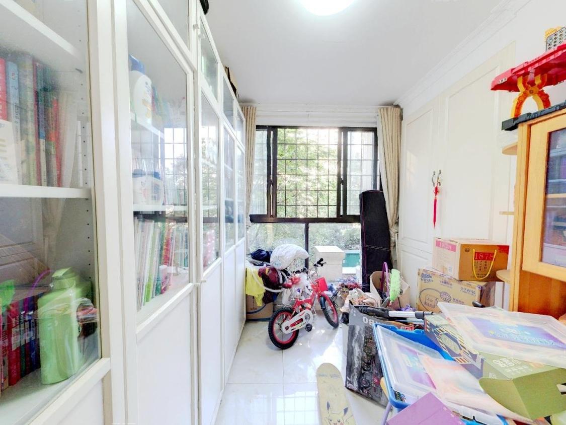 德诚&middot;翰景园 4室2厅2卫 138.06m&sup2;