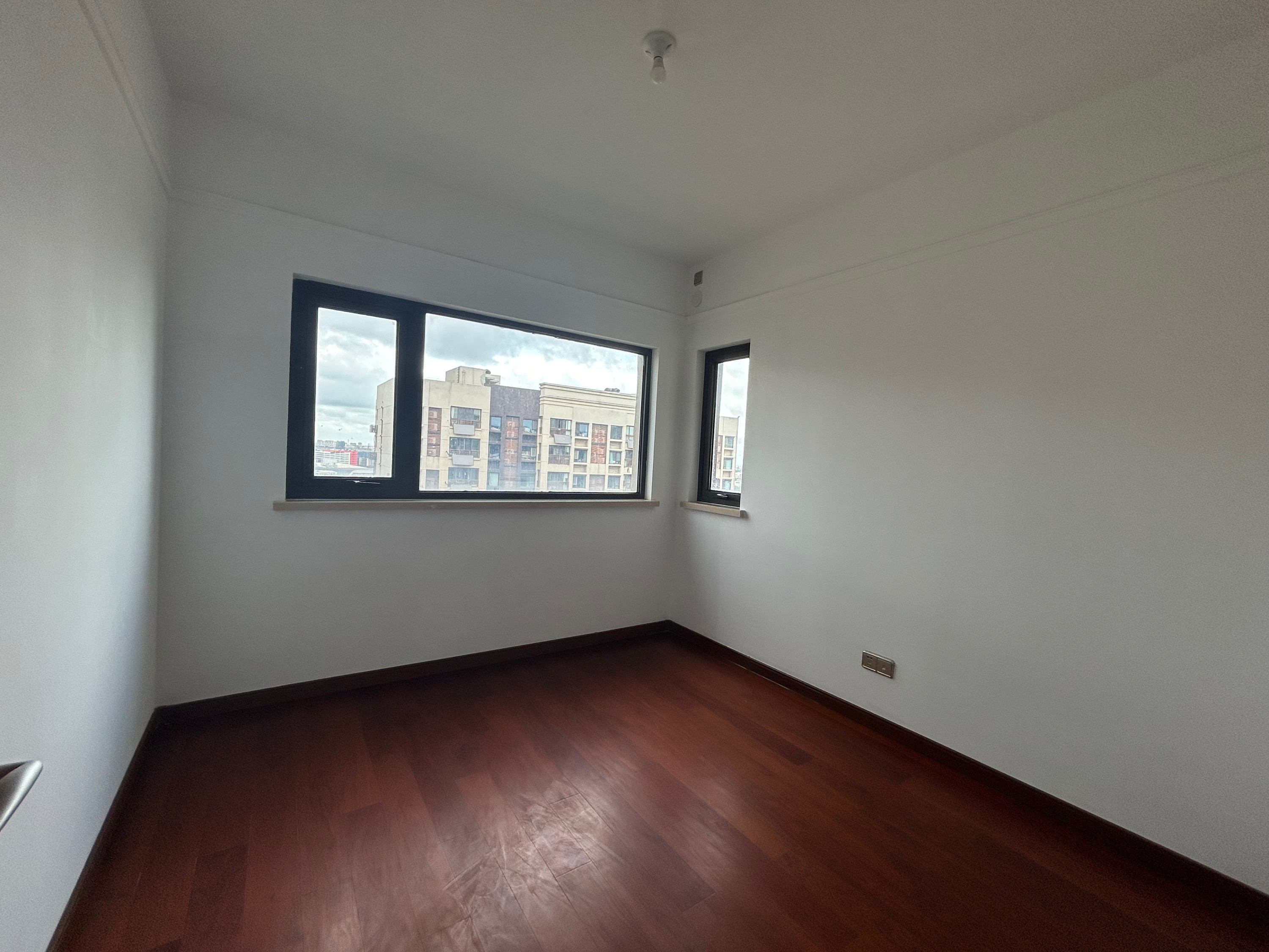 万科城市之光 4室2厅2卫 140.00m&sup2;