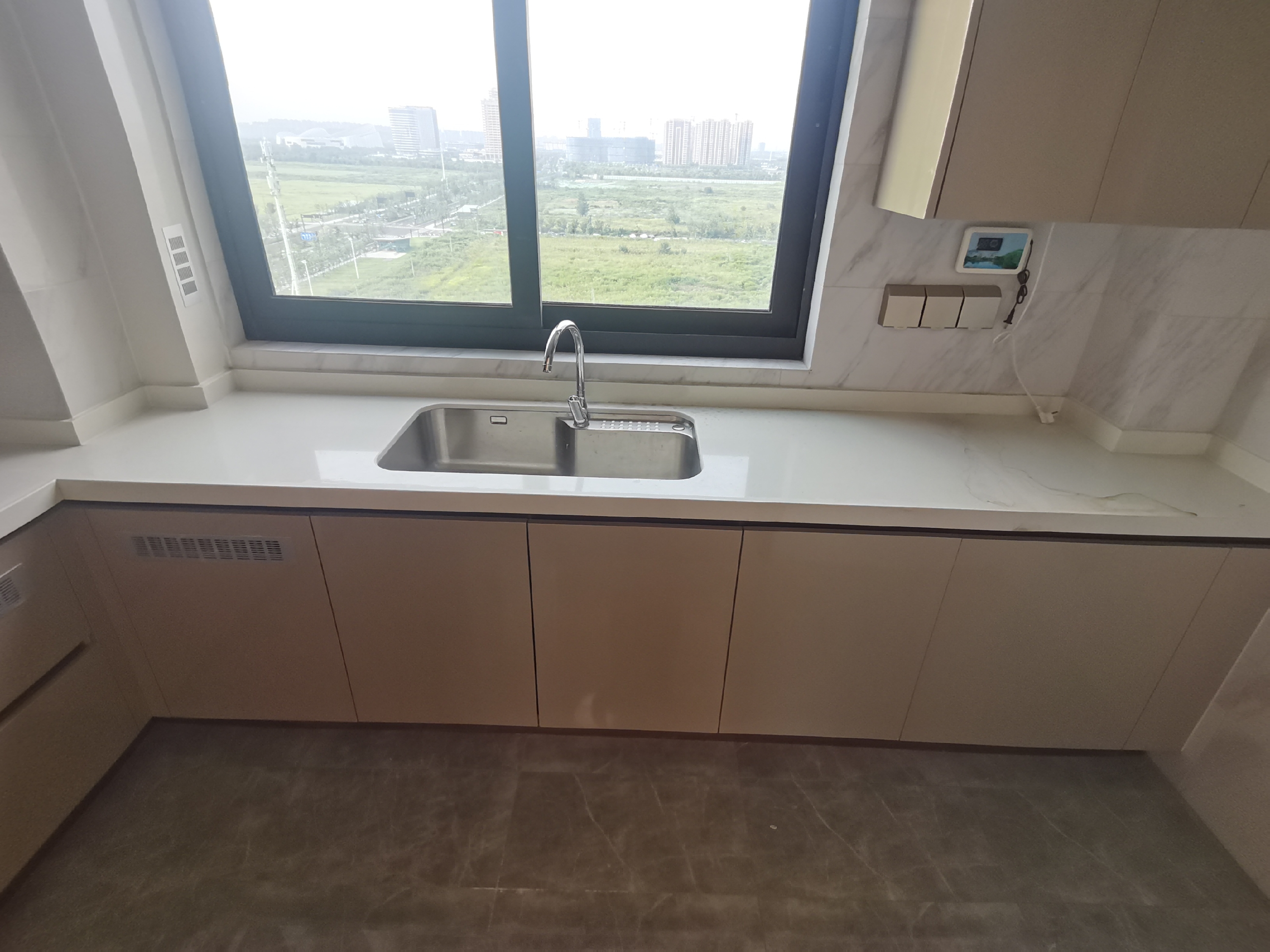 中海上东区 3室2厅2卫 127m&sup2;