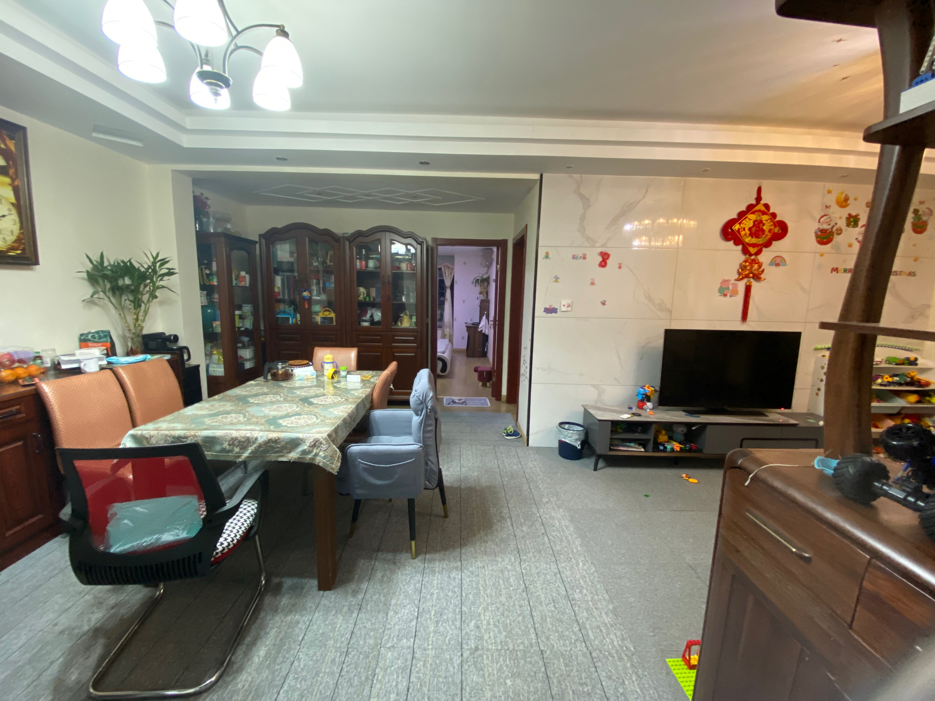 万濠星城 3室2厅2卫 127m&sup2;