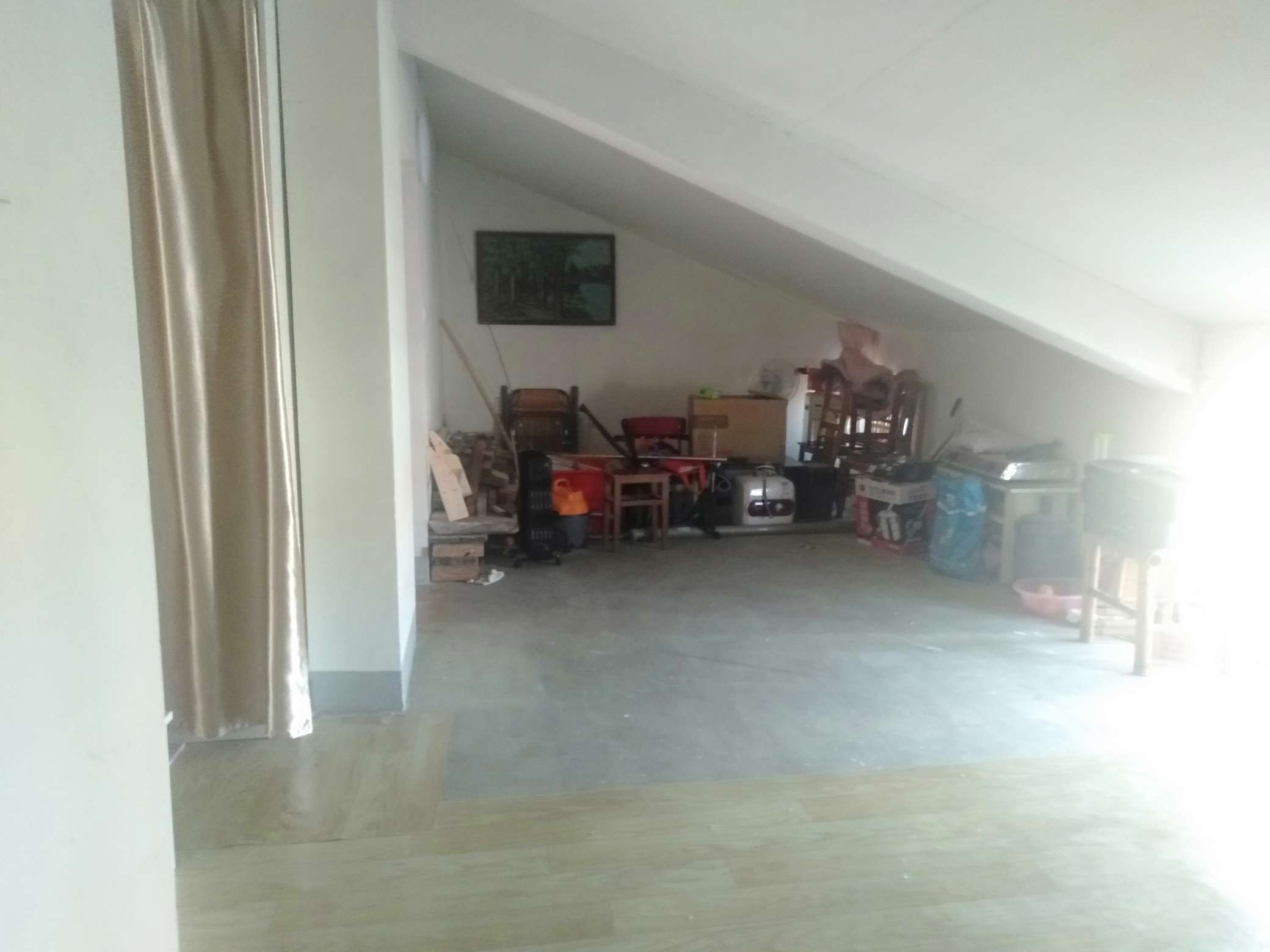 易家桥新村 3室1厅1卫 104m&sup2;