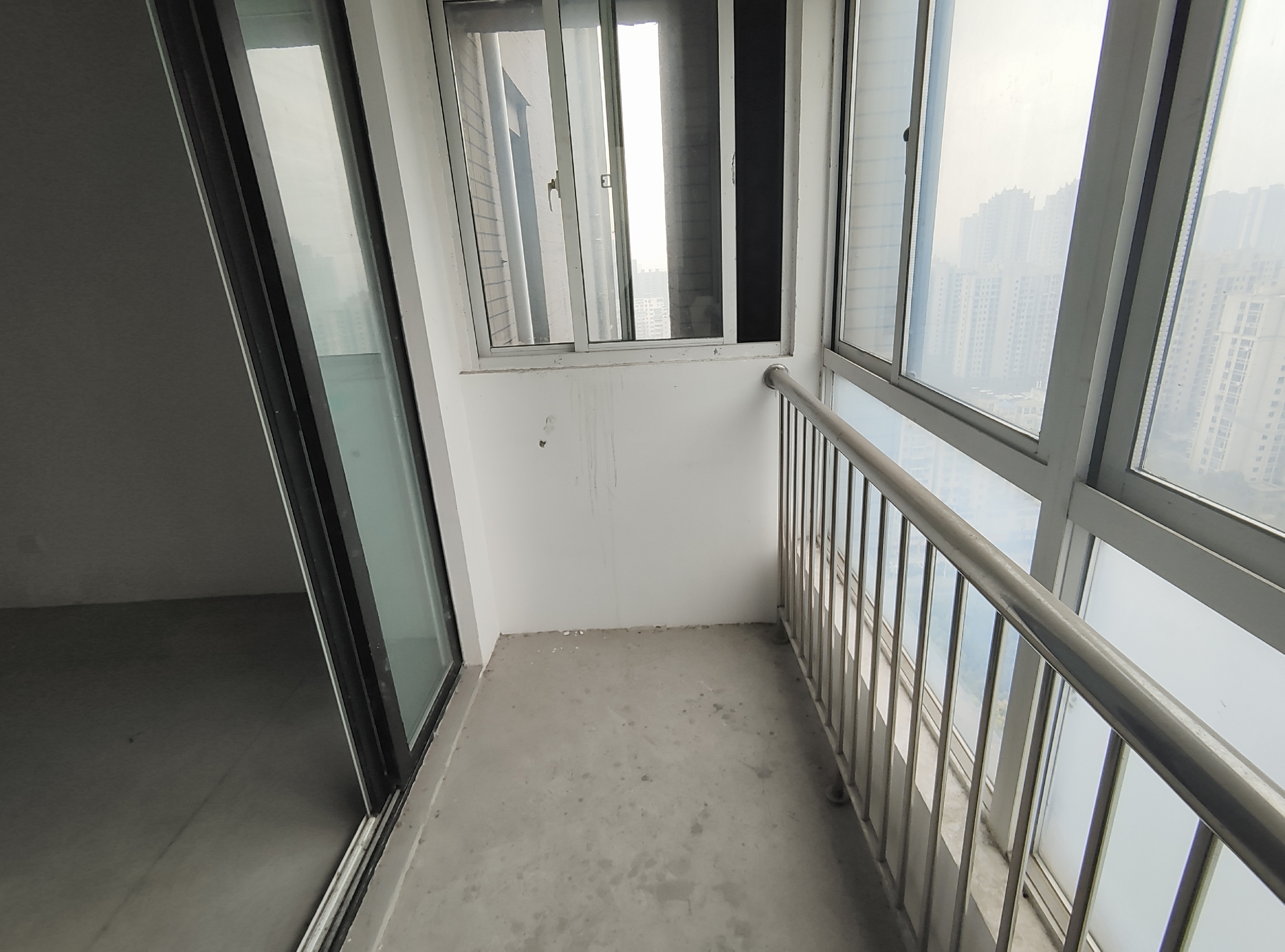 桂花小镇 3室2厅2卫 130.9m&sup2;