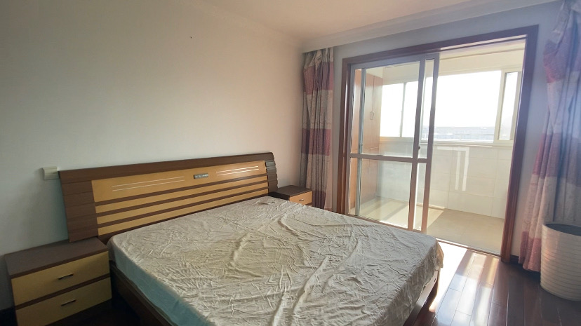 城港花苑西区 3室2厅2卫 160m&sup2;