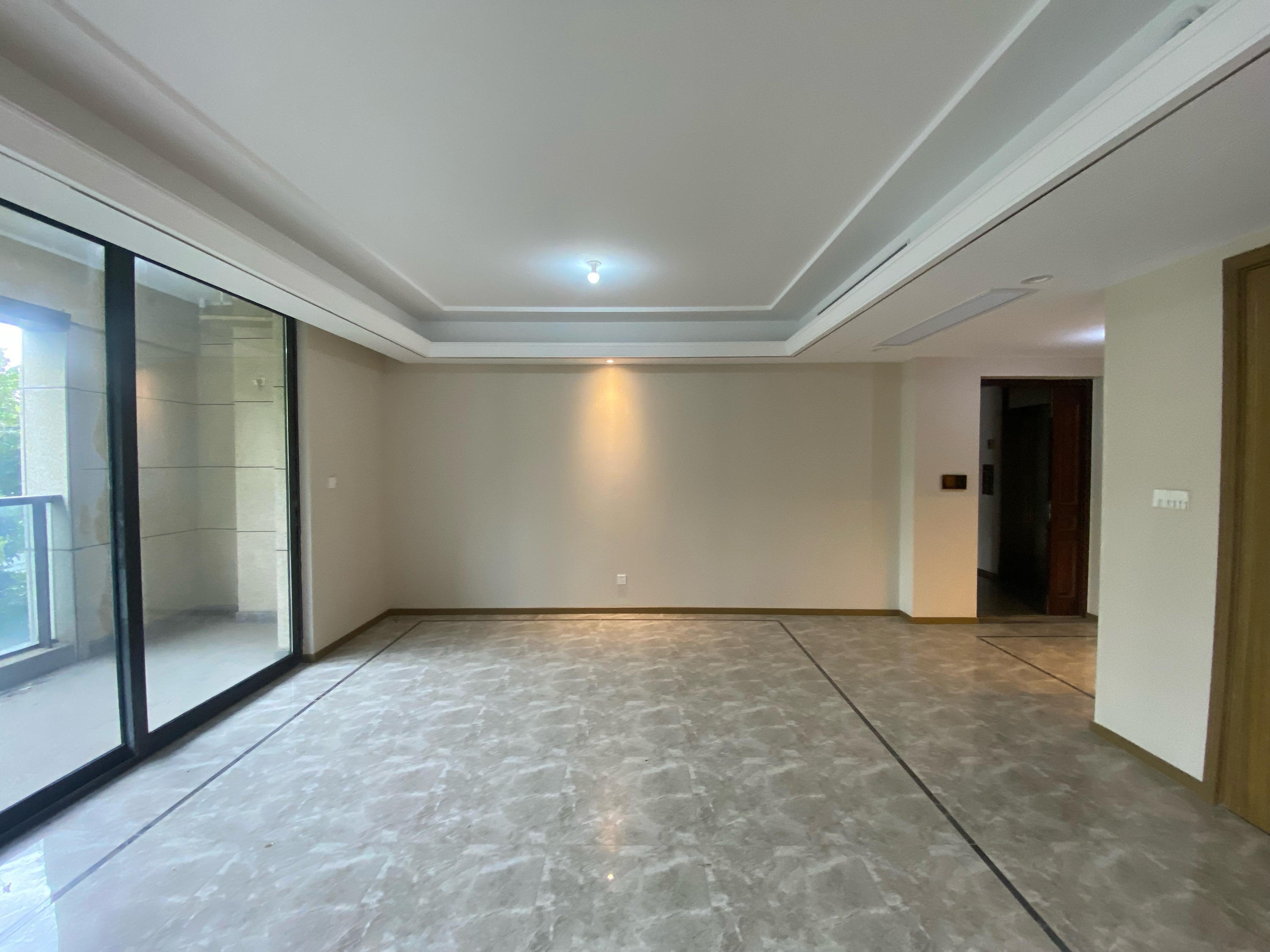 绿城蘭园 3室2厅2卫 156m&sup2;