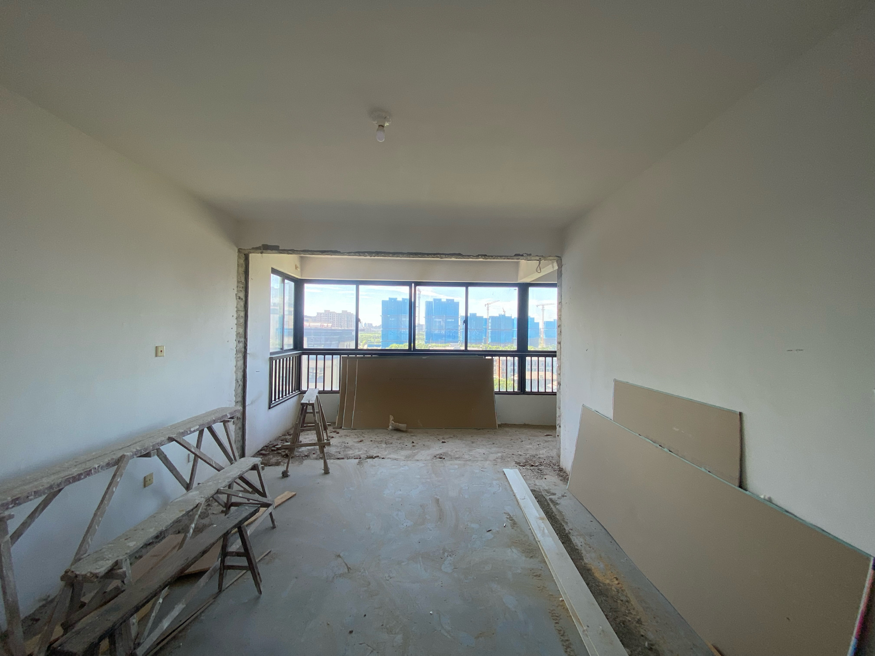 万濠山庄 3室2厅2卫 143.66m²