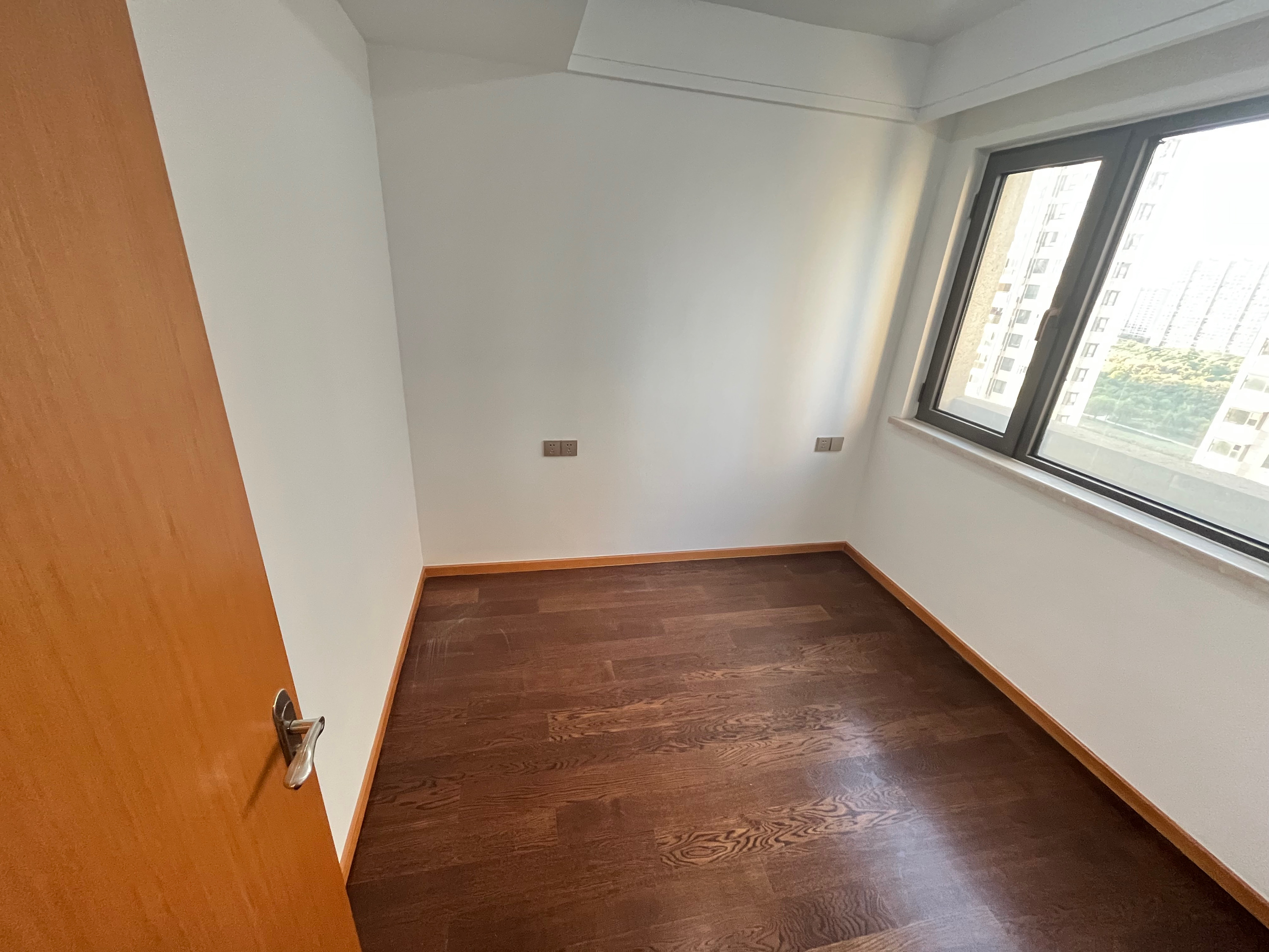 中南熙悦(南通经济技术开发区) 4室2厅2卫 136m&sup2;