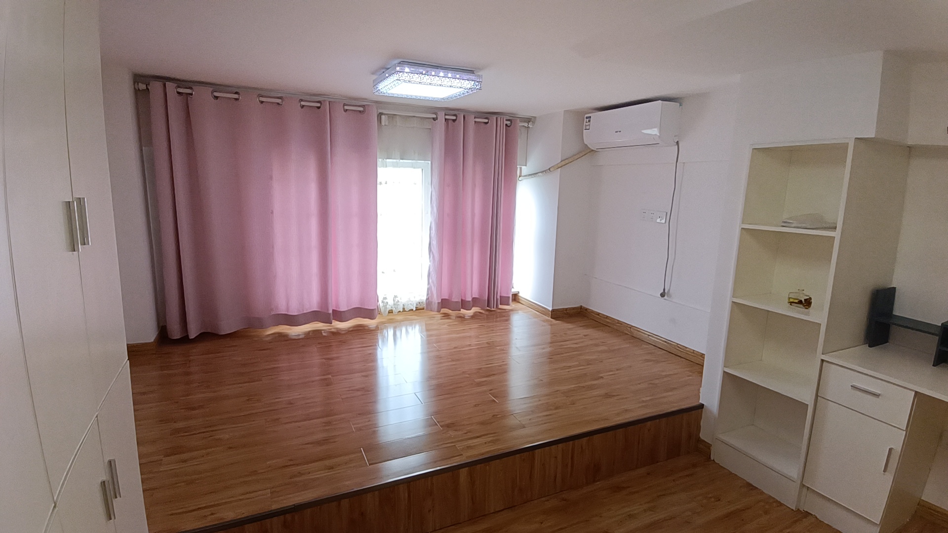 万科爱情公寓 2室1厅1卫 50m&sup2;