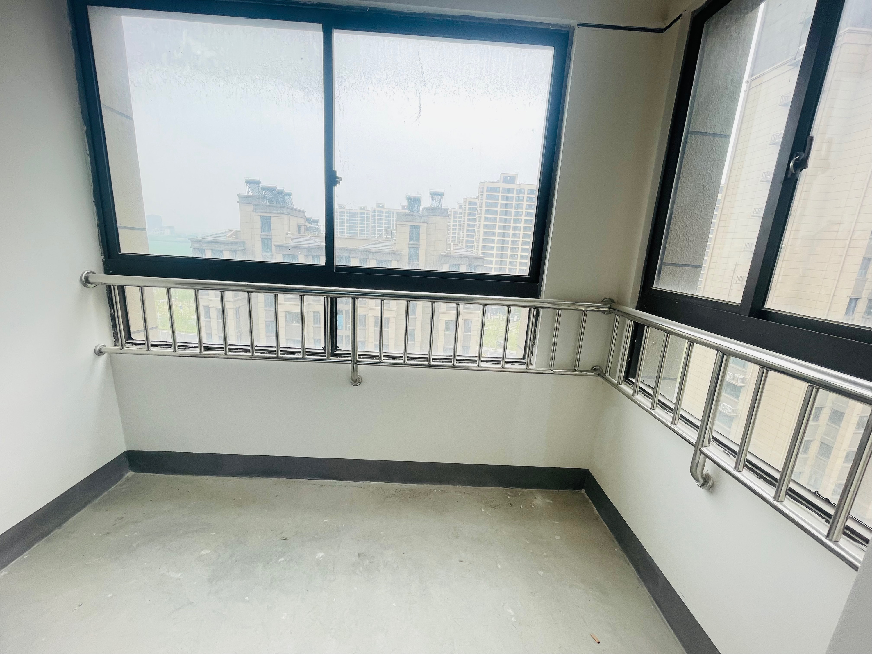 兴石花园 2室2厅1卫 72m&sup2;