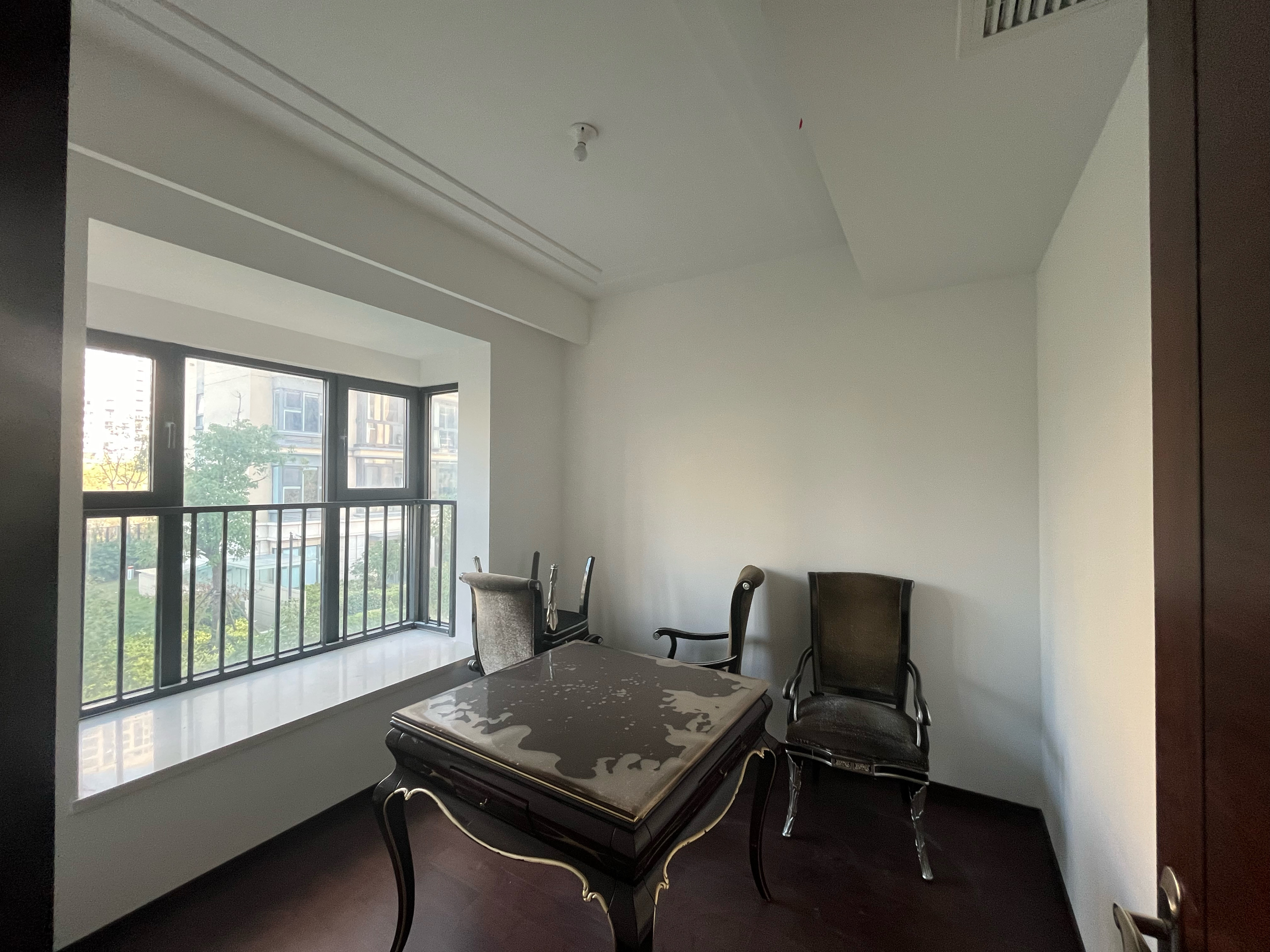 春江阅 4室2厅2卫 143m²