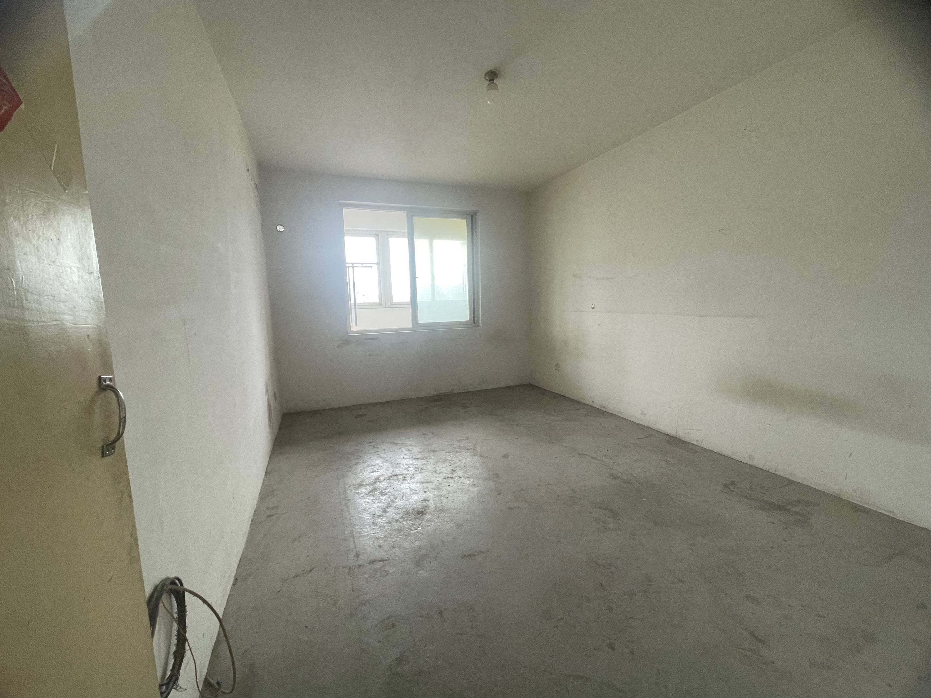 和谐怡园佳苑 3室2厅1卫 134m&sup2;