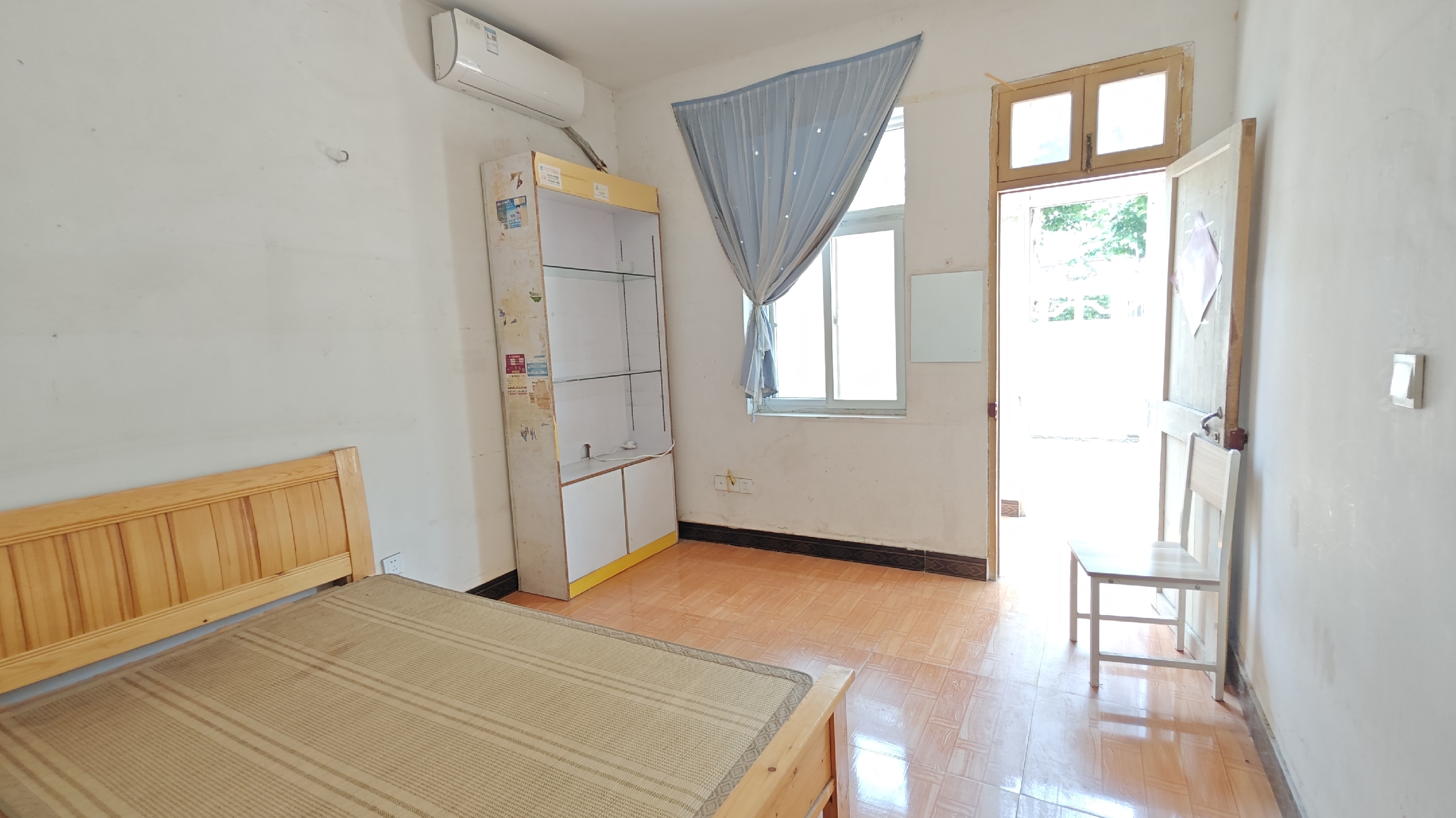 公园二村 2室1厅1卫 60m&sup2;