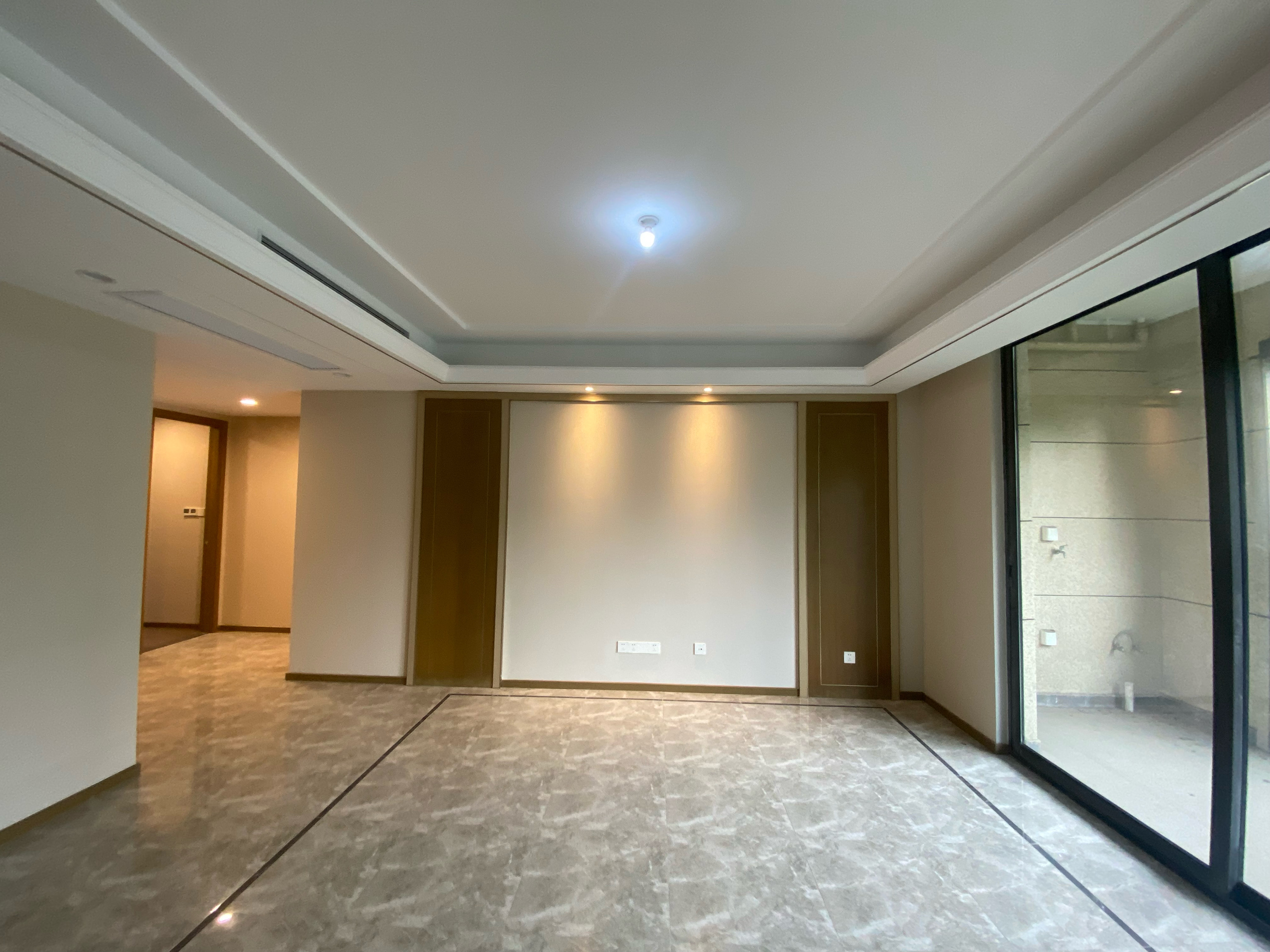 绿城蘭园 3室2厅2卫 156m&sup2;
