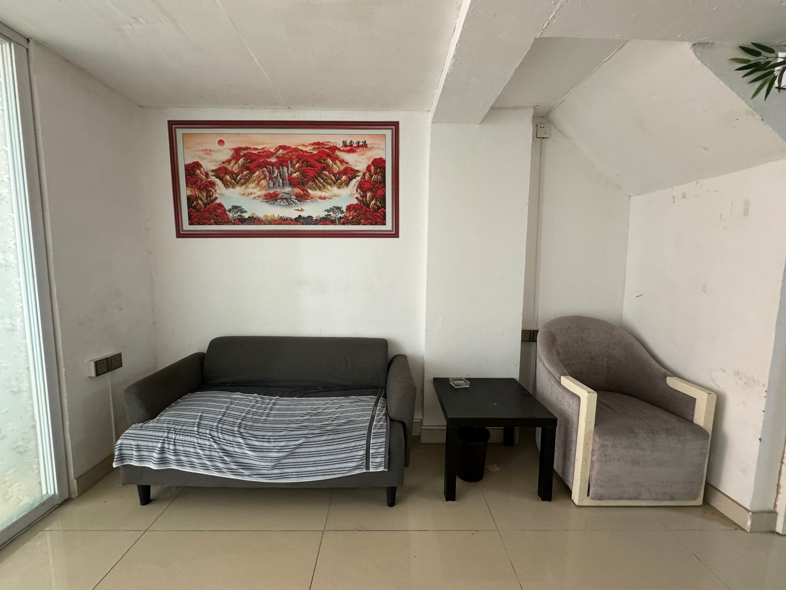 唐人公寓 2室2厅2卫 54m²