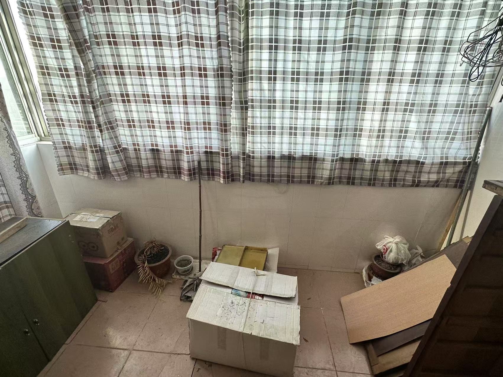 郭里园 4室1厅1卫 80.14m&sup2;