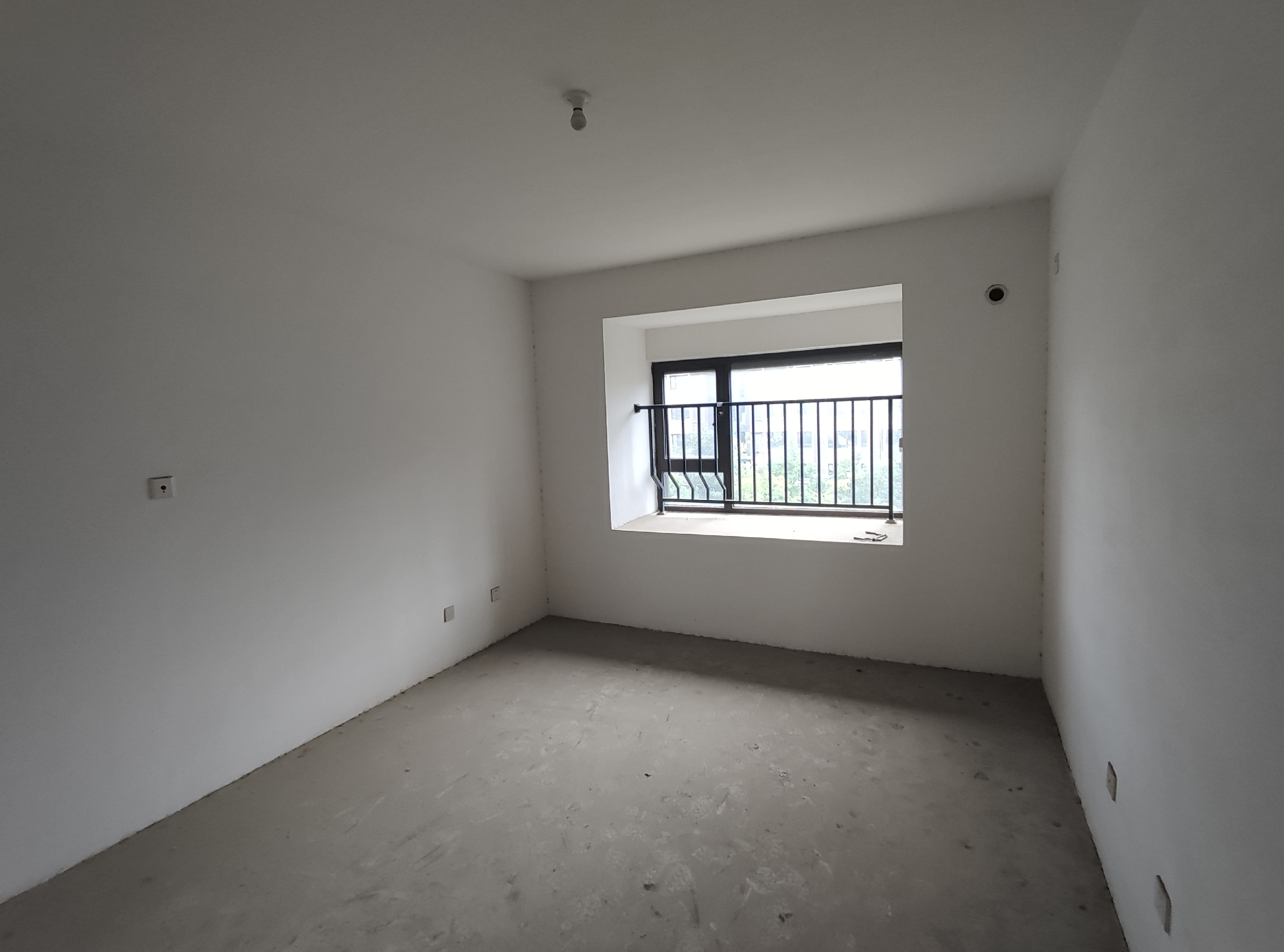盛和九里香堤一期 3室2厅2卫 125.31m&sup2;