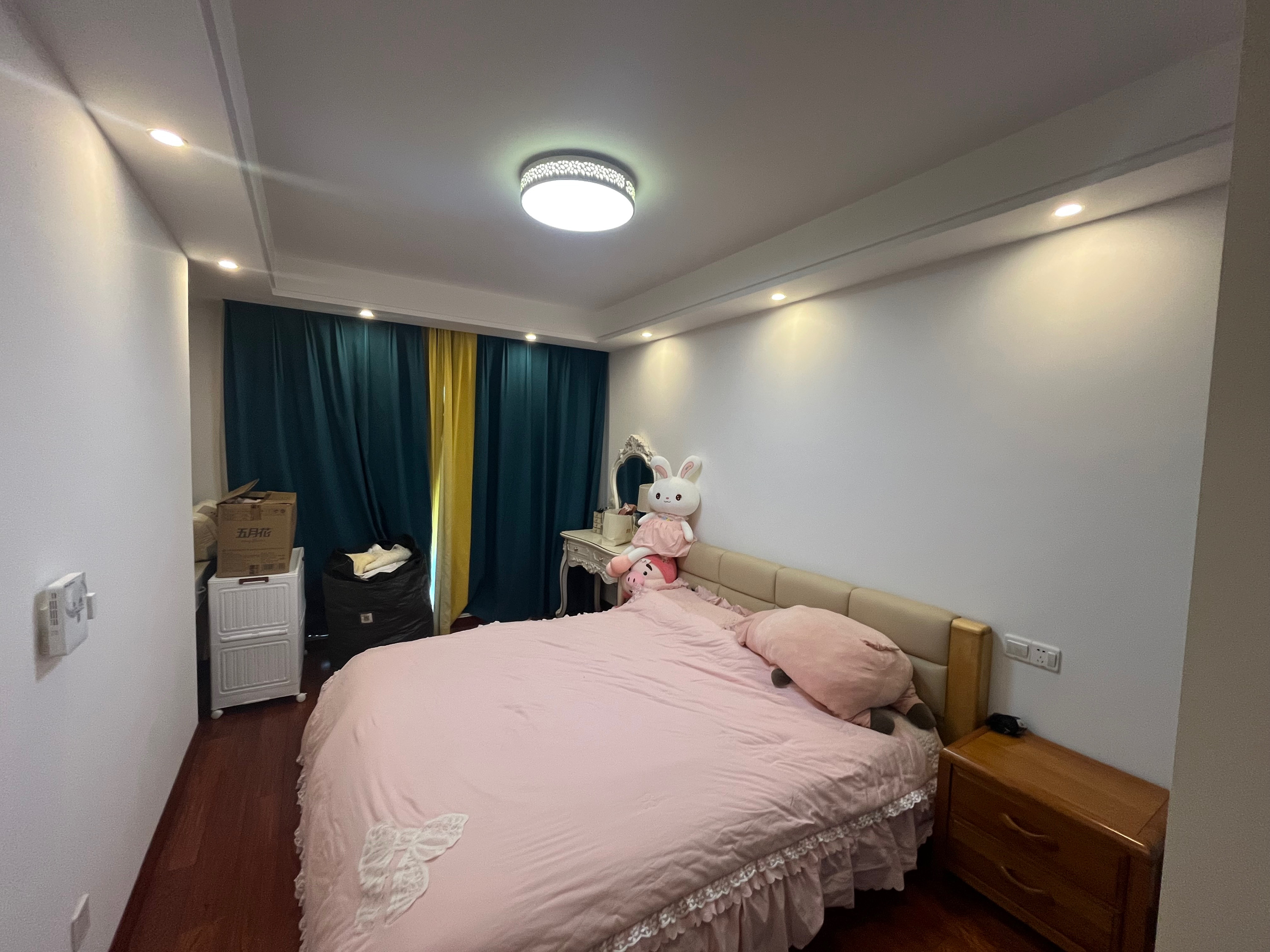 万达华府 3室2厅1卫 105m&sup2;