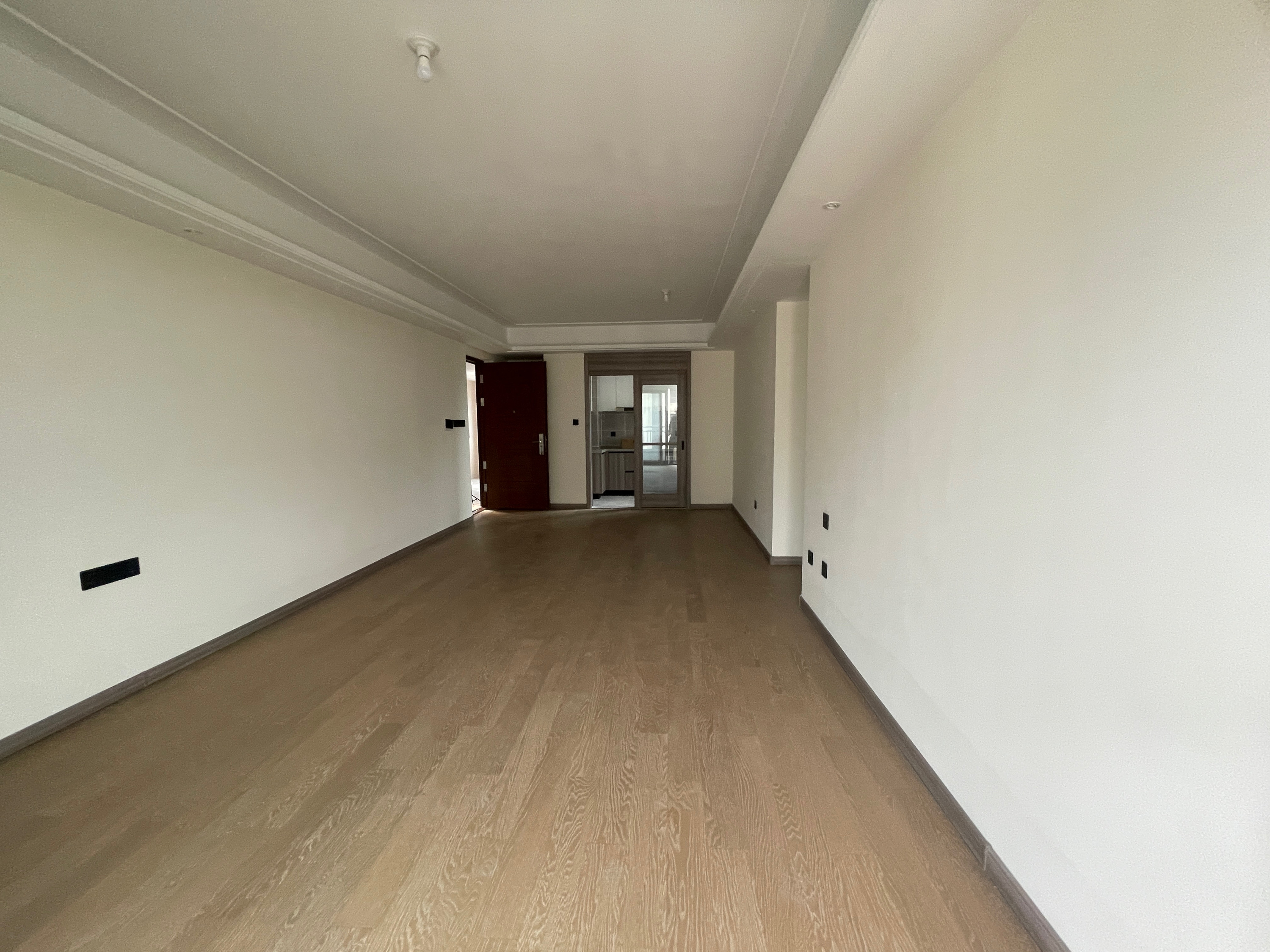 湖山源著 3室2厅2卫 115m&sup2;