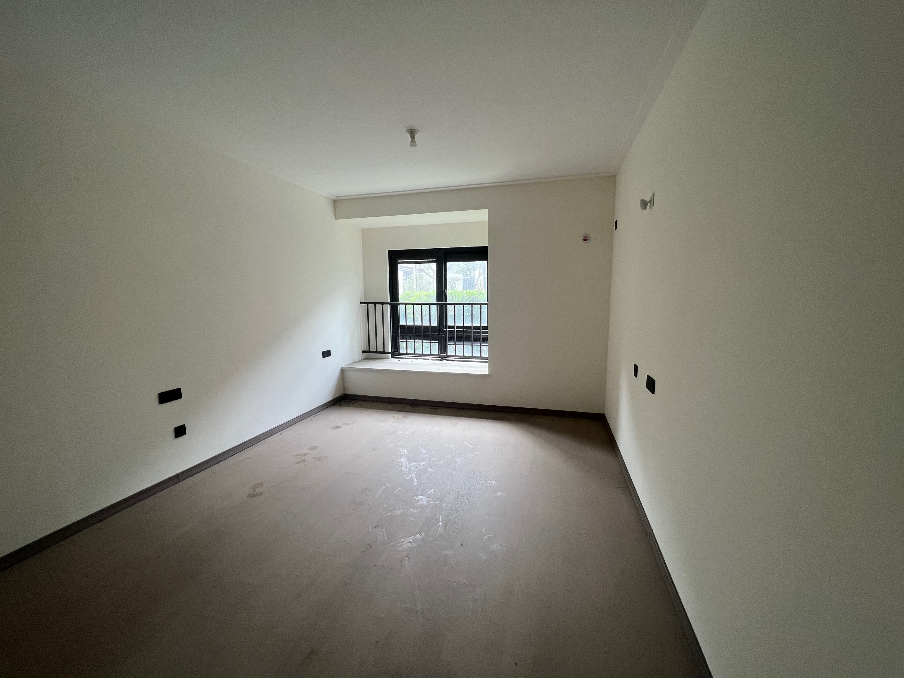 湖山源著 2室2厅2卫 98m&sup2;