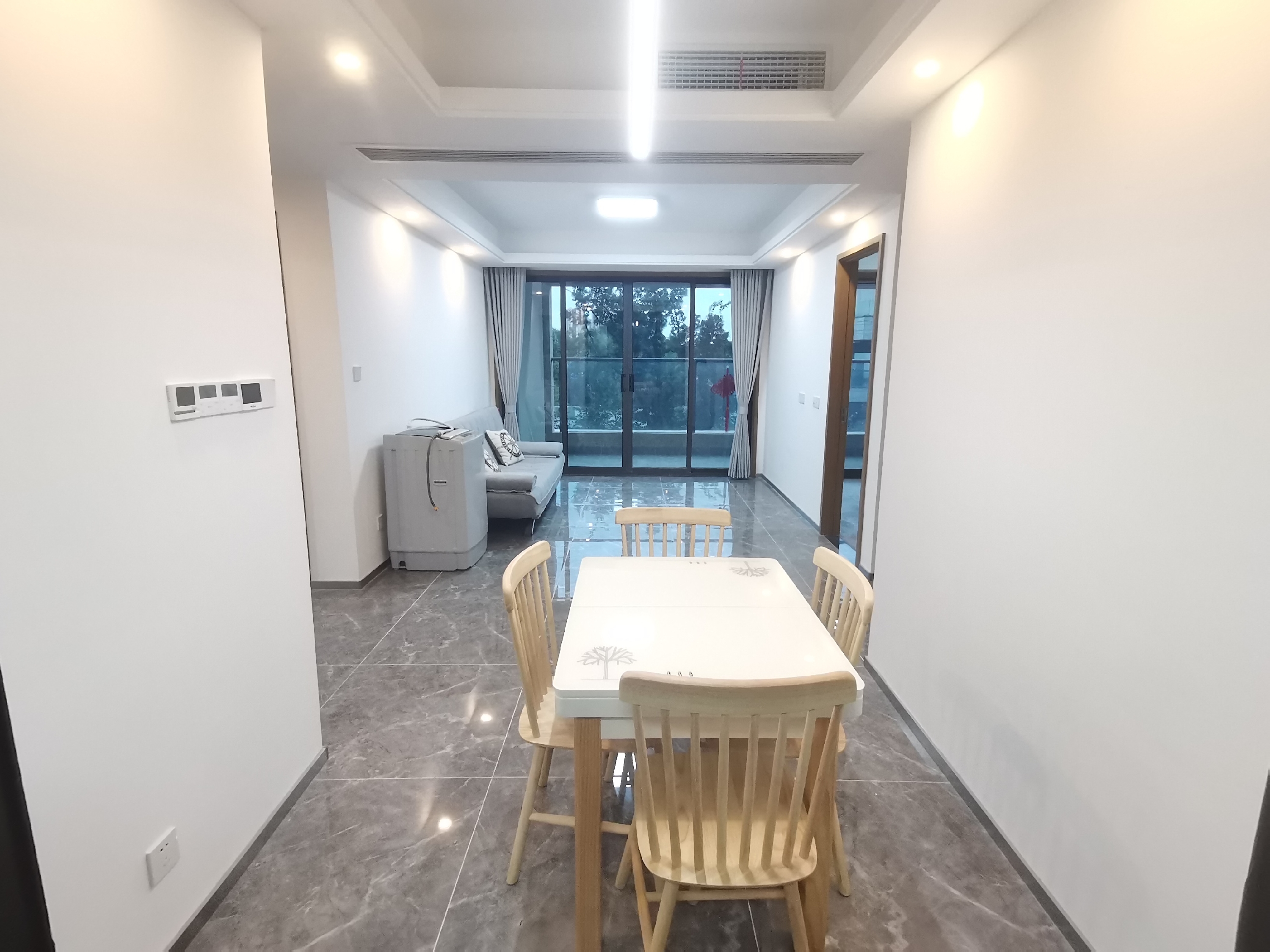 远创宸樾 3室2厅1卫 95m&sup2;