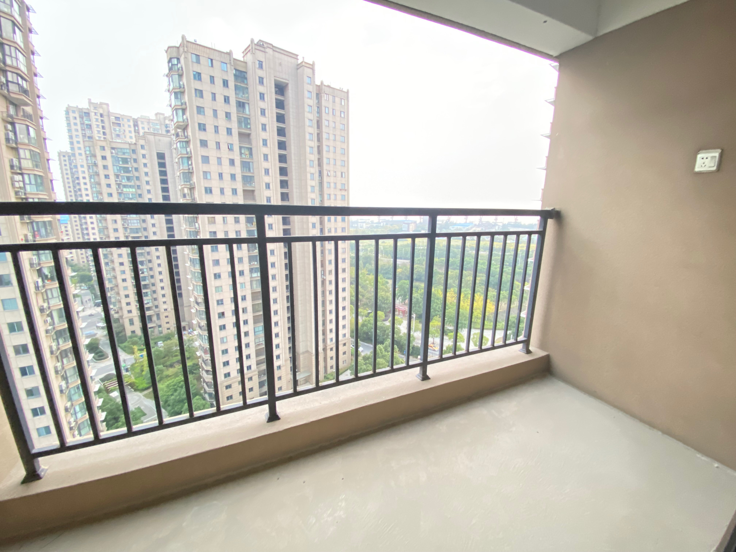 江景国际家园北区 3室2厅1卫 108.55m&sup2;