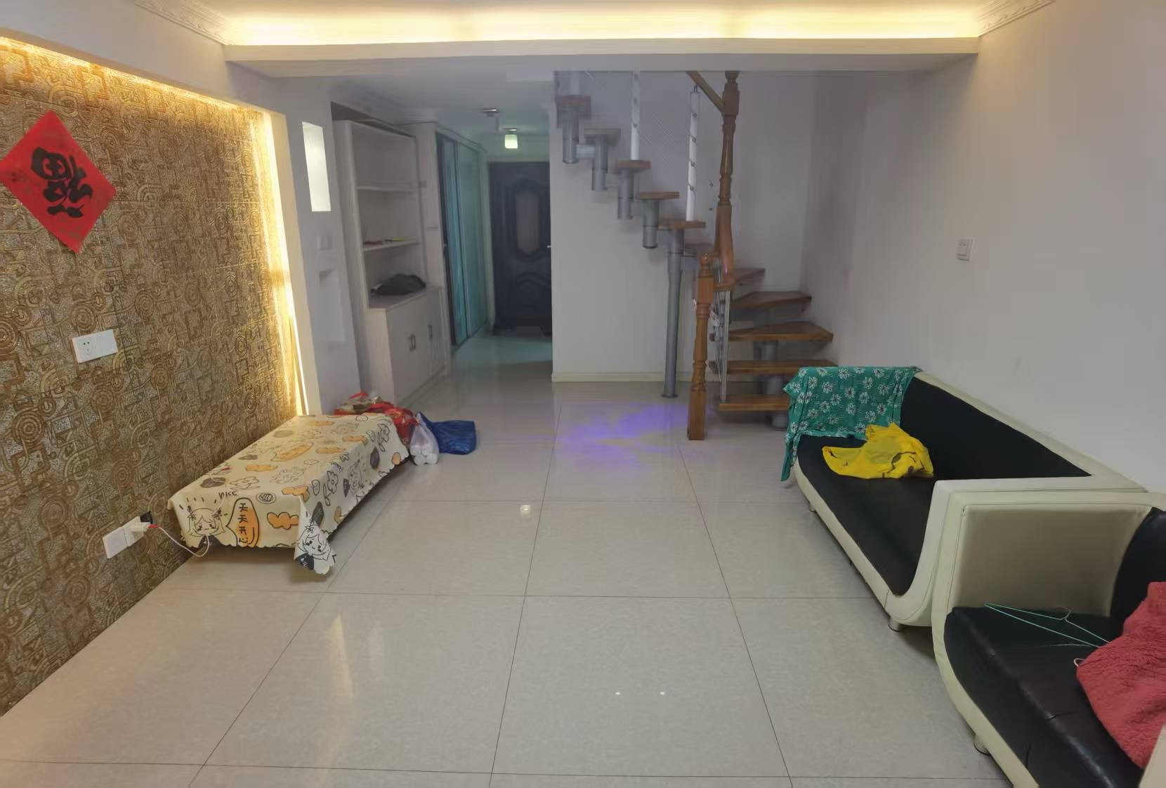 中房汇达广场 2室2厅1卫 72.00m&sup2;