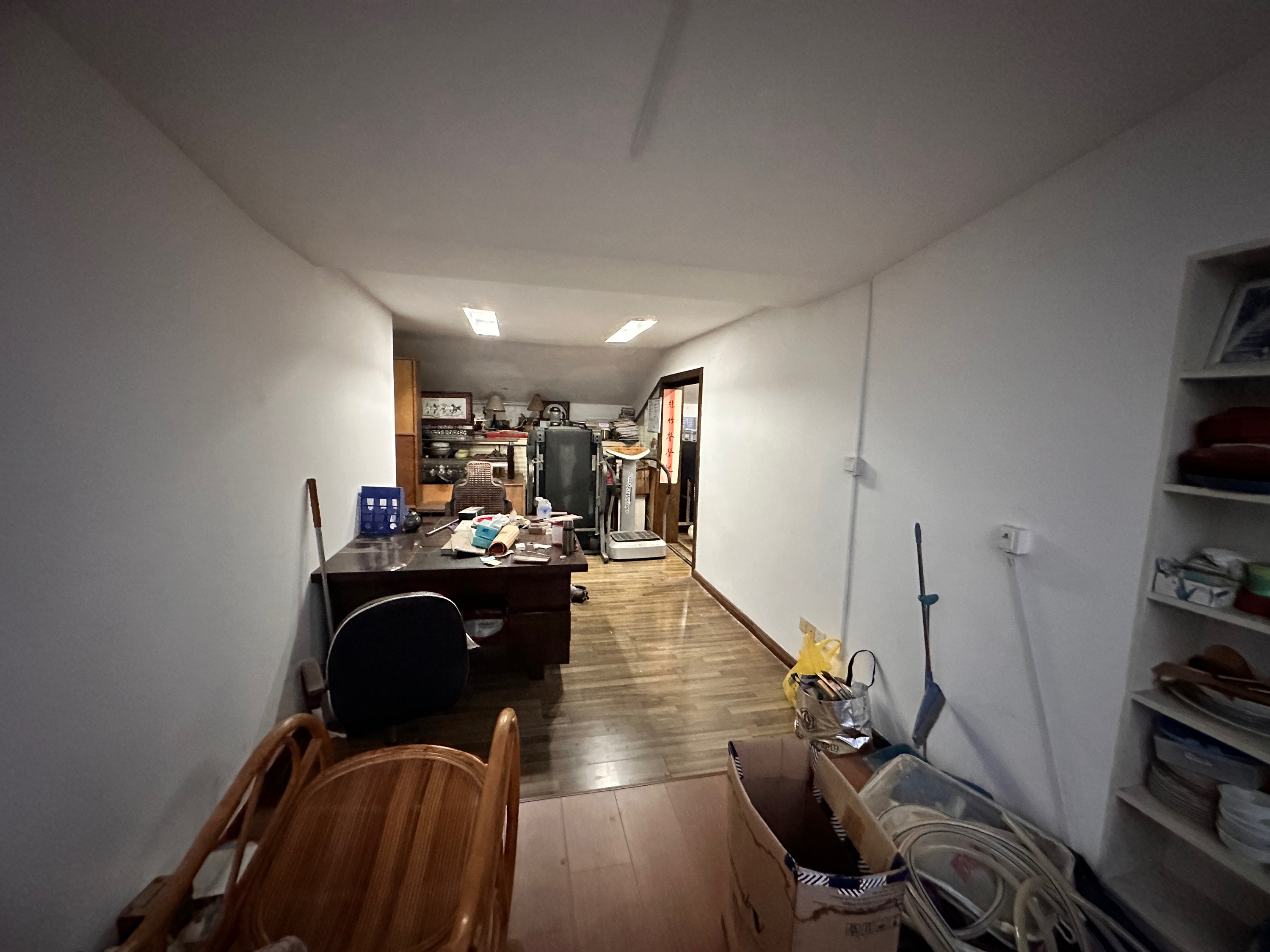 银花苑 6室2厅1卫 111.01m&sup2;