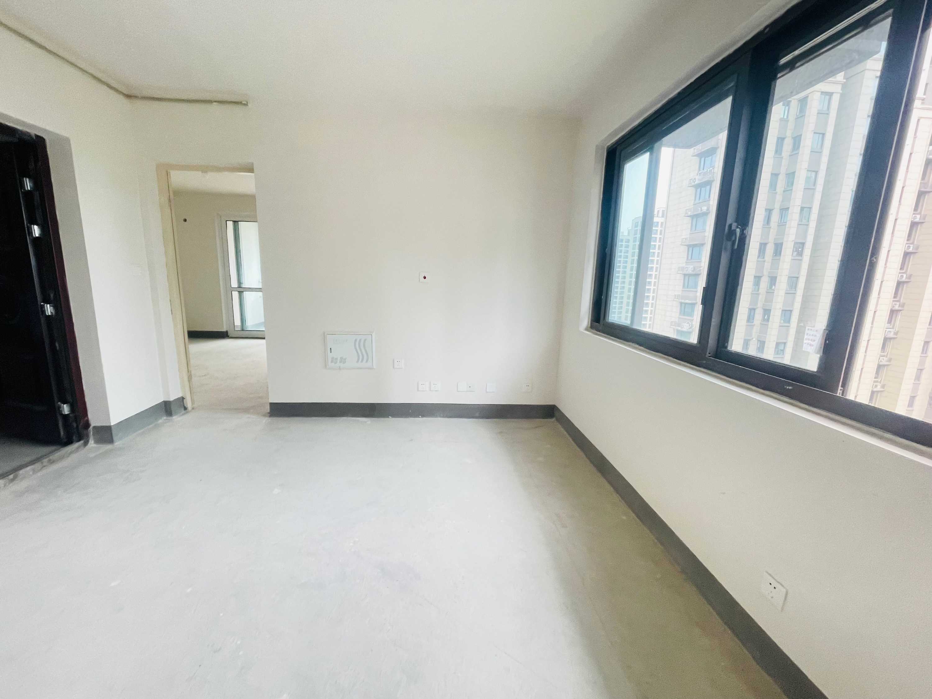兴石花园 2室2厅1卫 72m&sup2;