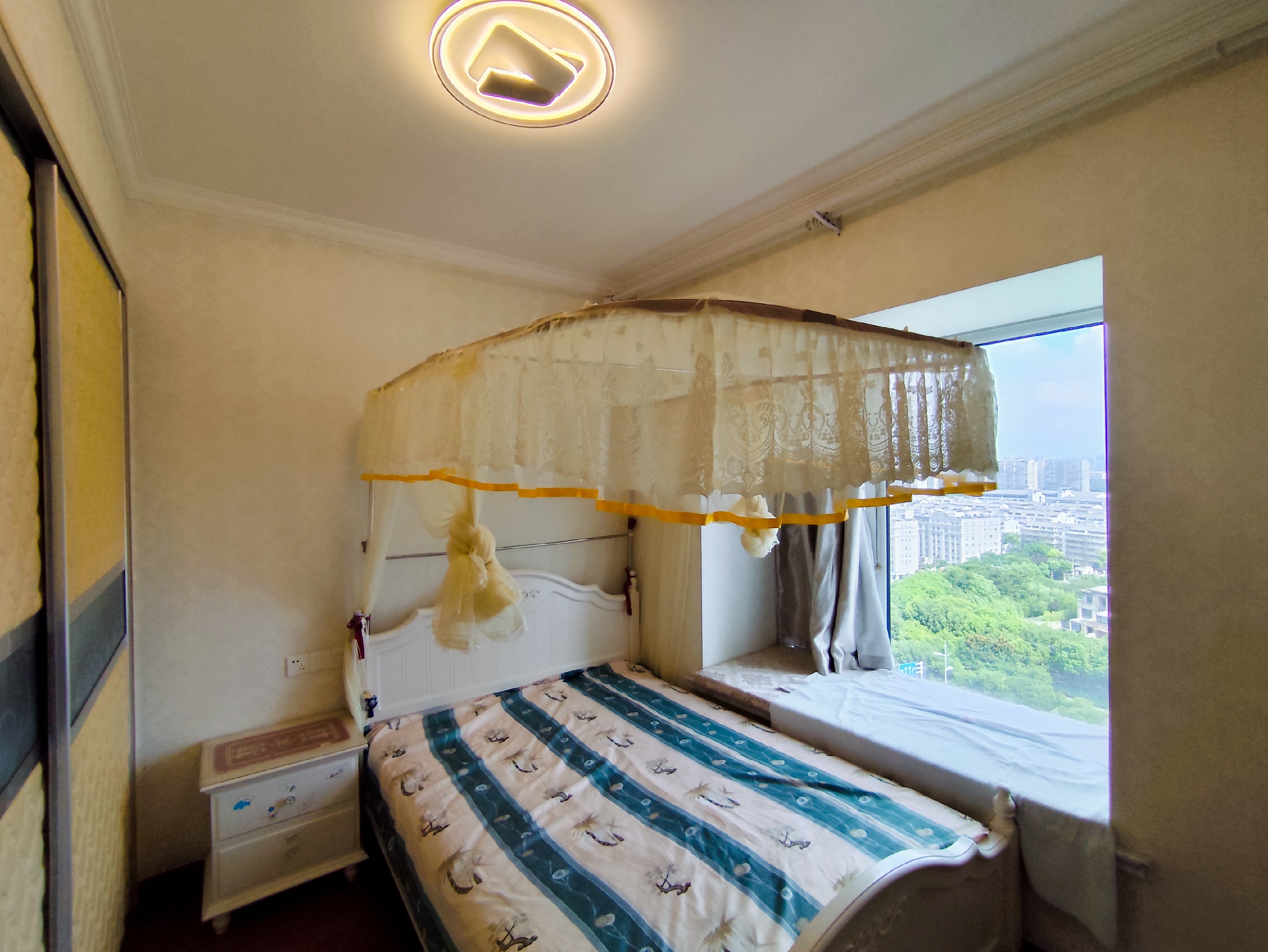 中南世纪花城一期 3室2厅2卫 139.60m&sup2;