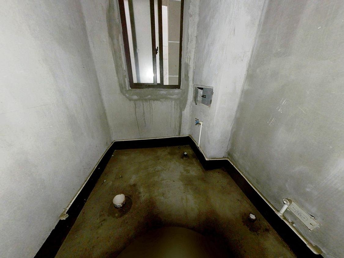 罗福宫 3室2厅1卫 122m&sup2;