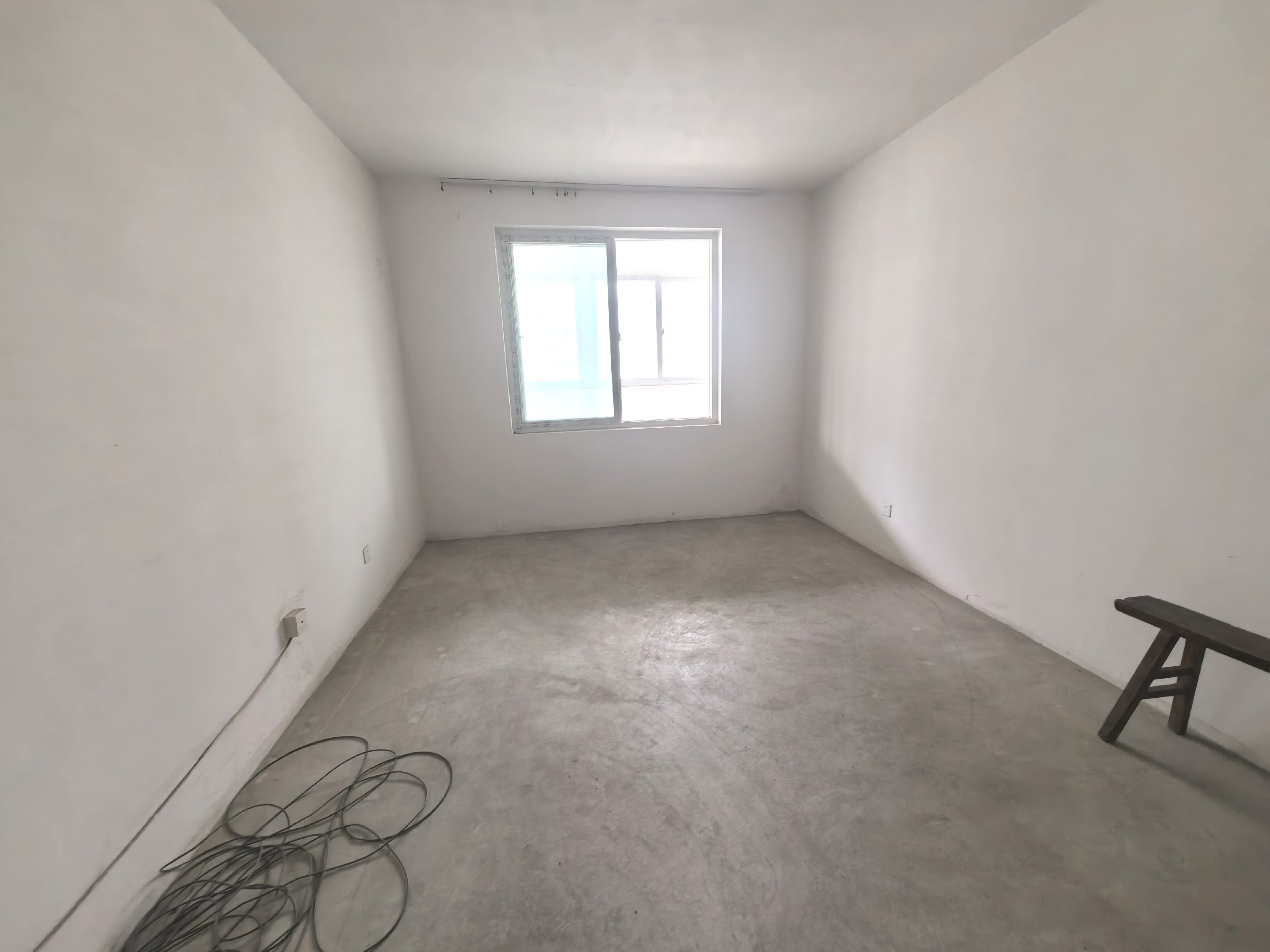 和谐怡园佳苑 3室2厅1卫 135m&sup2;