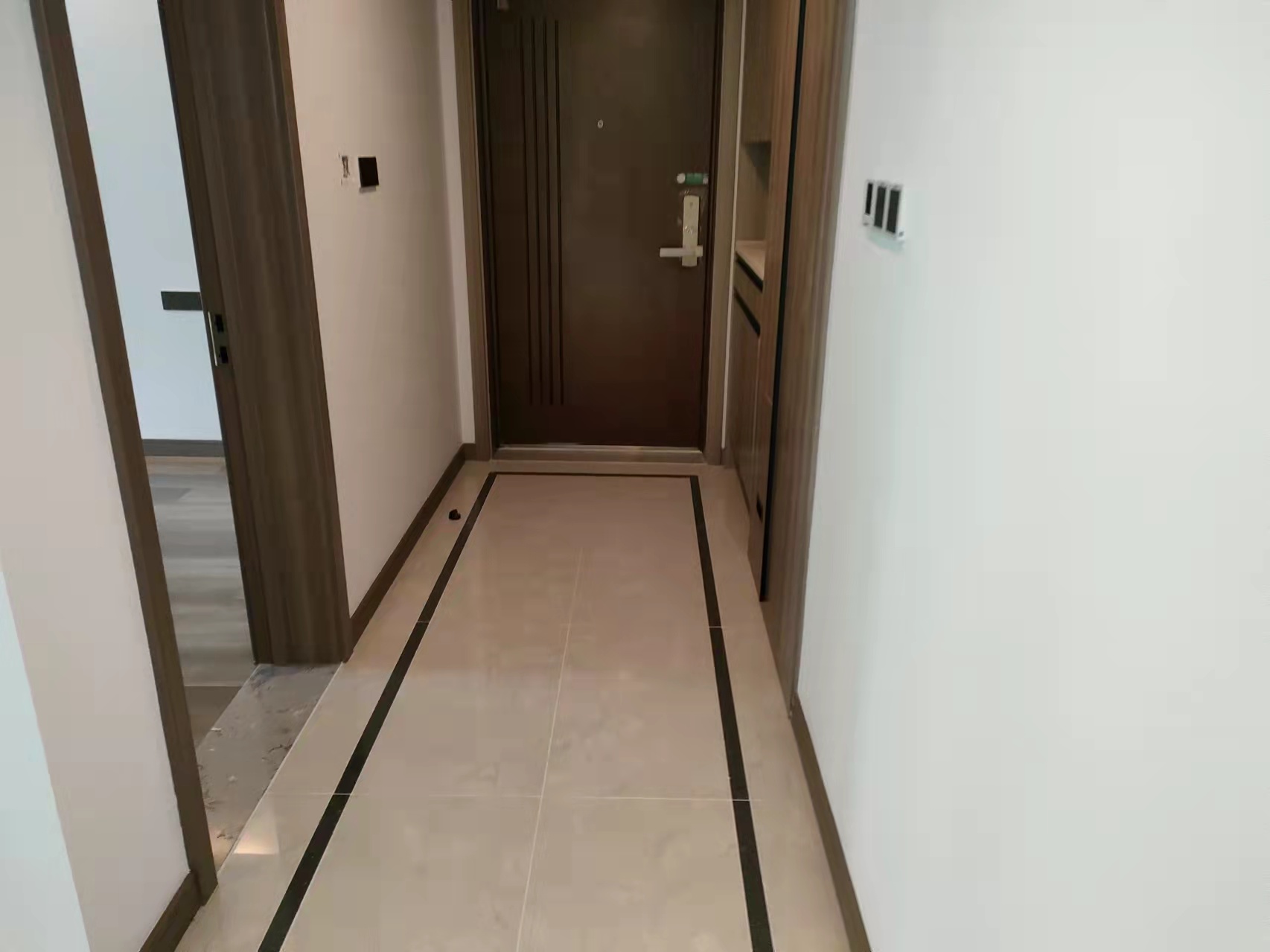 世茂云锦 4室2厅2卫 145m&sup2;