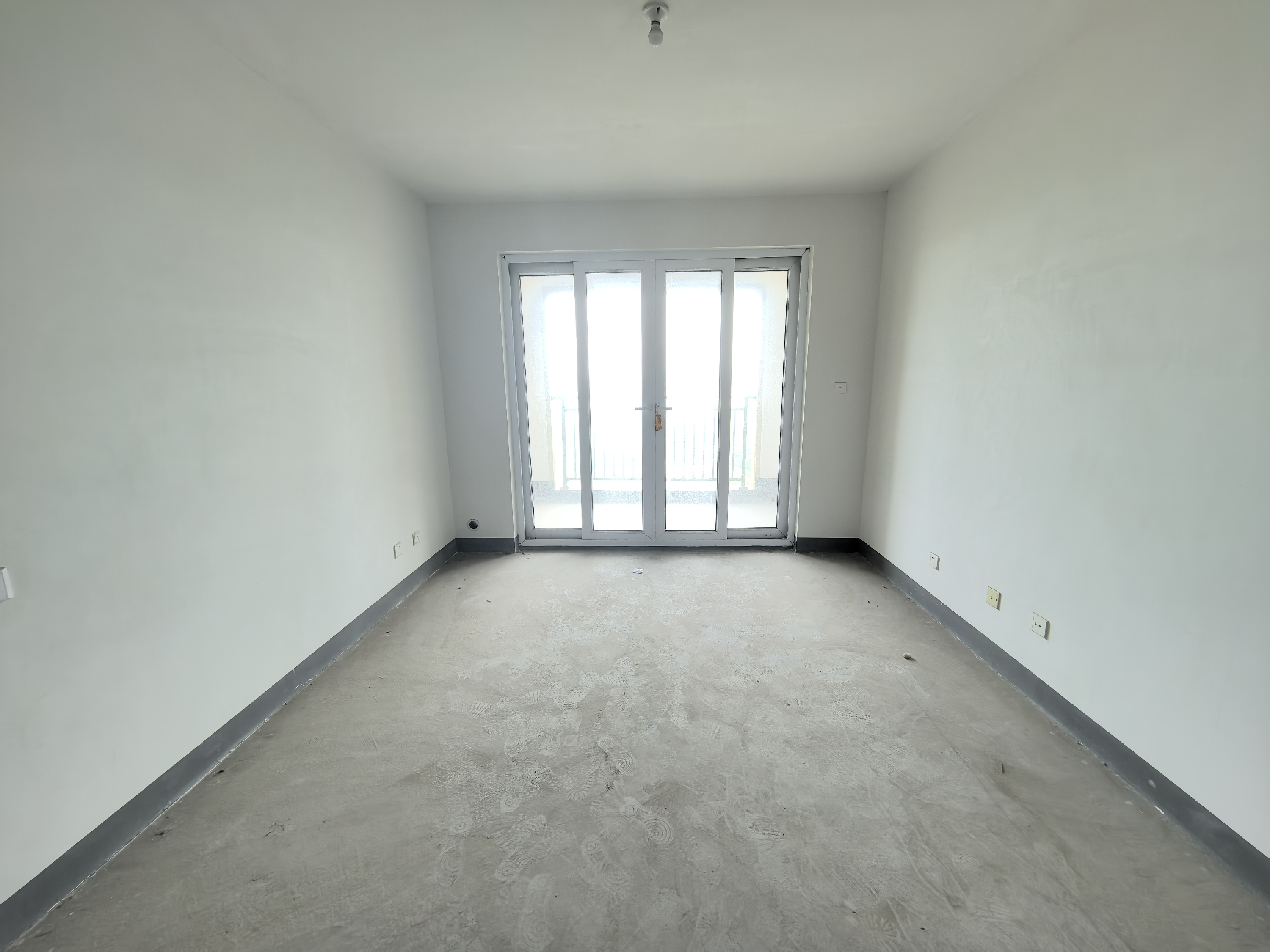 新城香溢紫郡 3室2厅1卫 97m²