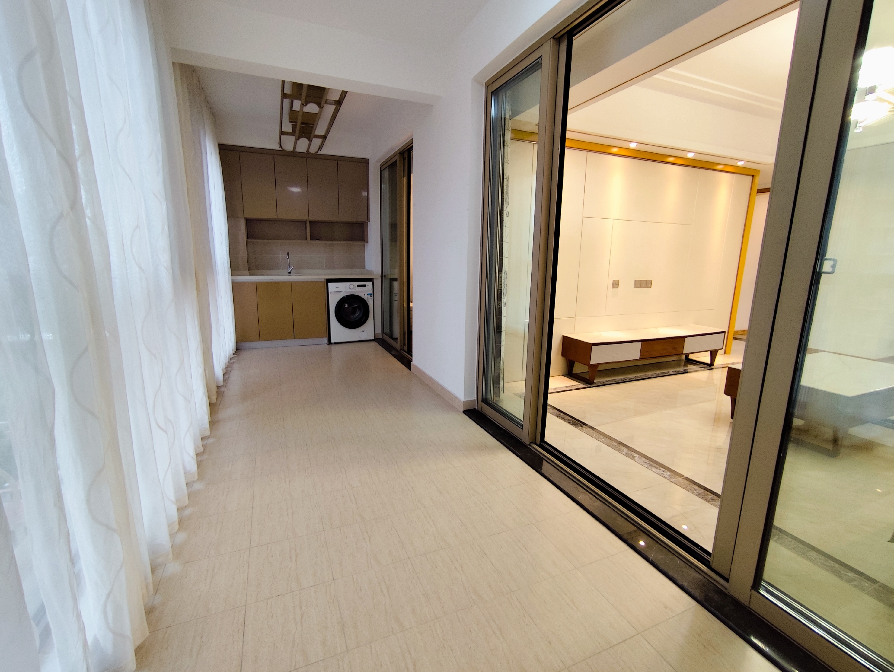 中南世纪花城三期 4室2厅2卫 139.49m&sup2;