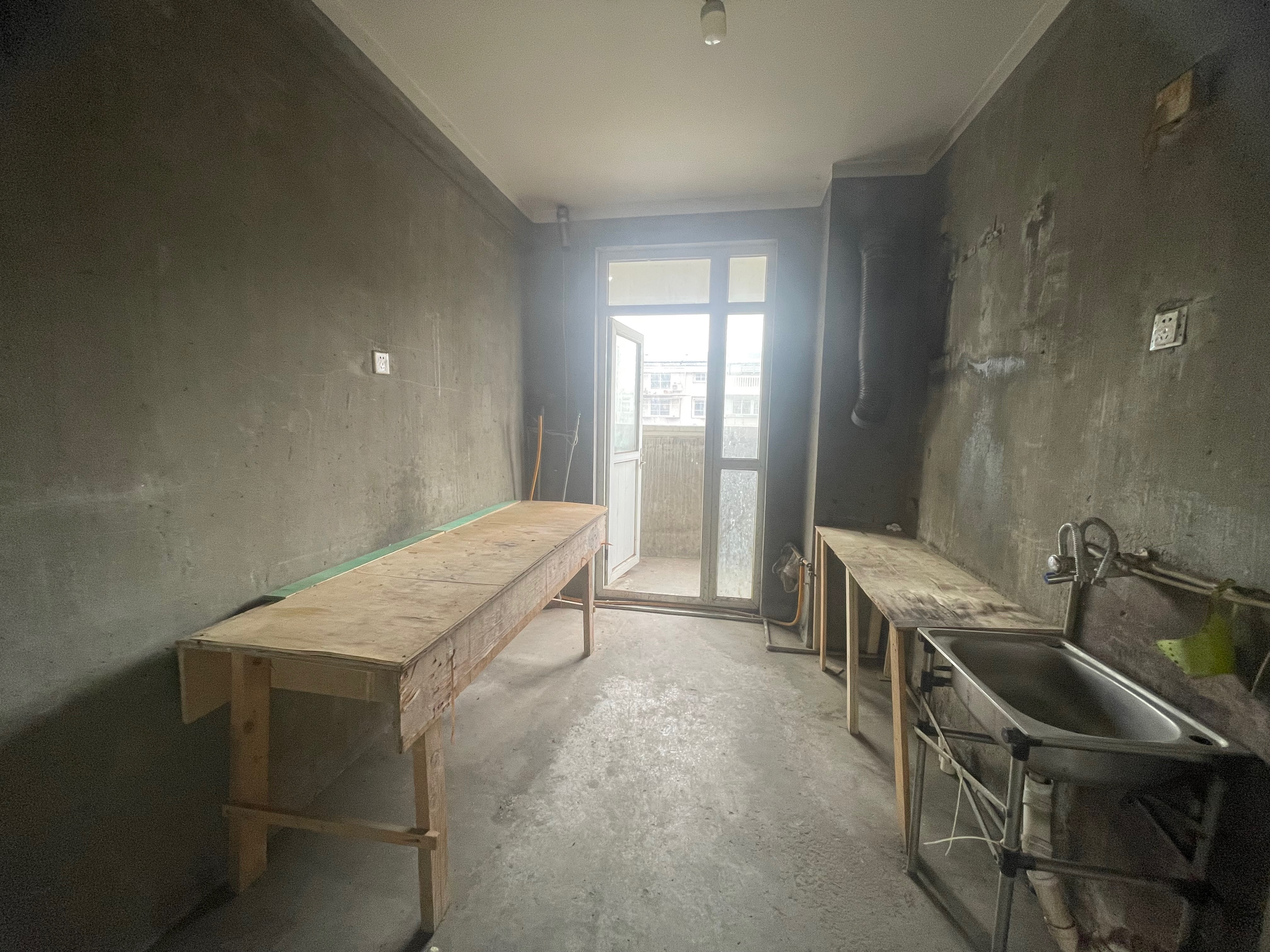 和谐怡园佳苑 3室2厅1卫 134m&sup2;