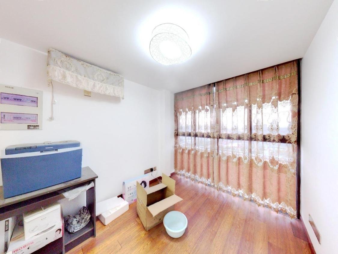 仁和景苑 3室2厅1卫 105m&sup2;
