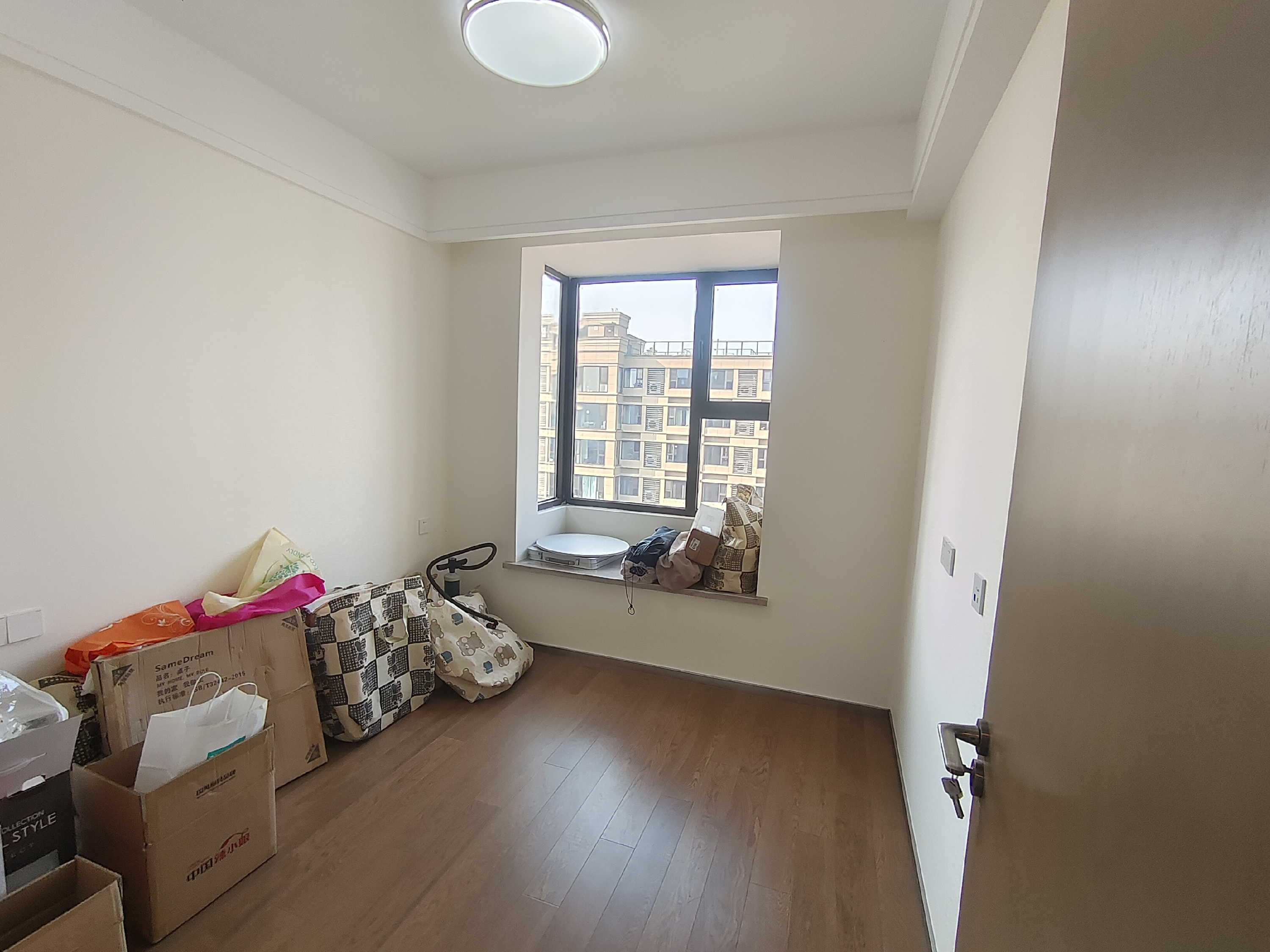 远创宸樾 4室2厅2卫 122.66m&sup2;