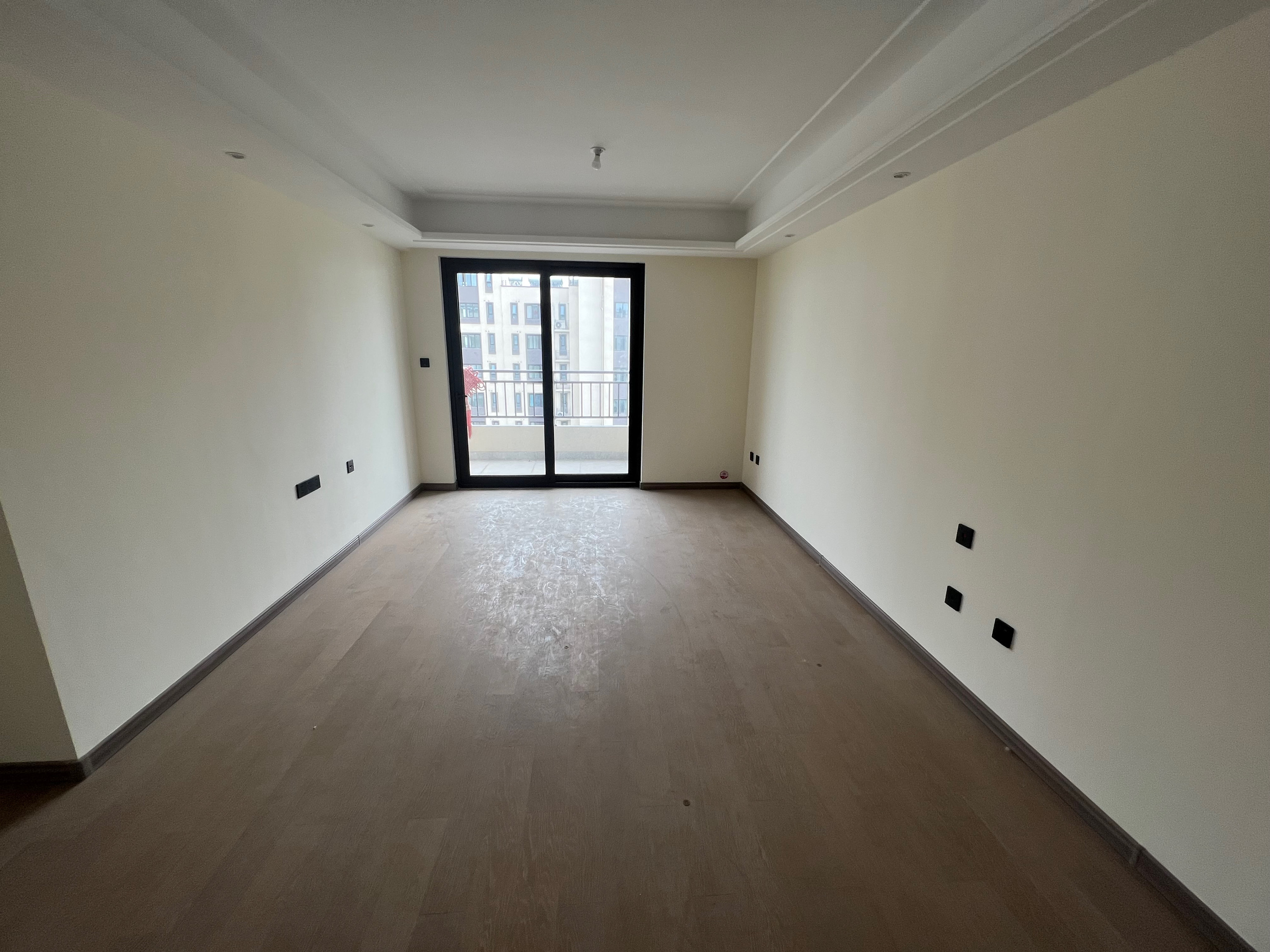 湖山源著 3室2厅1卫 99.00m&sup2;
