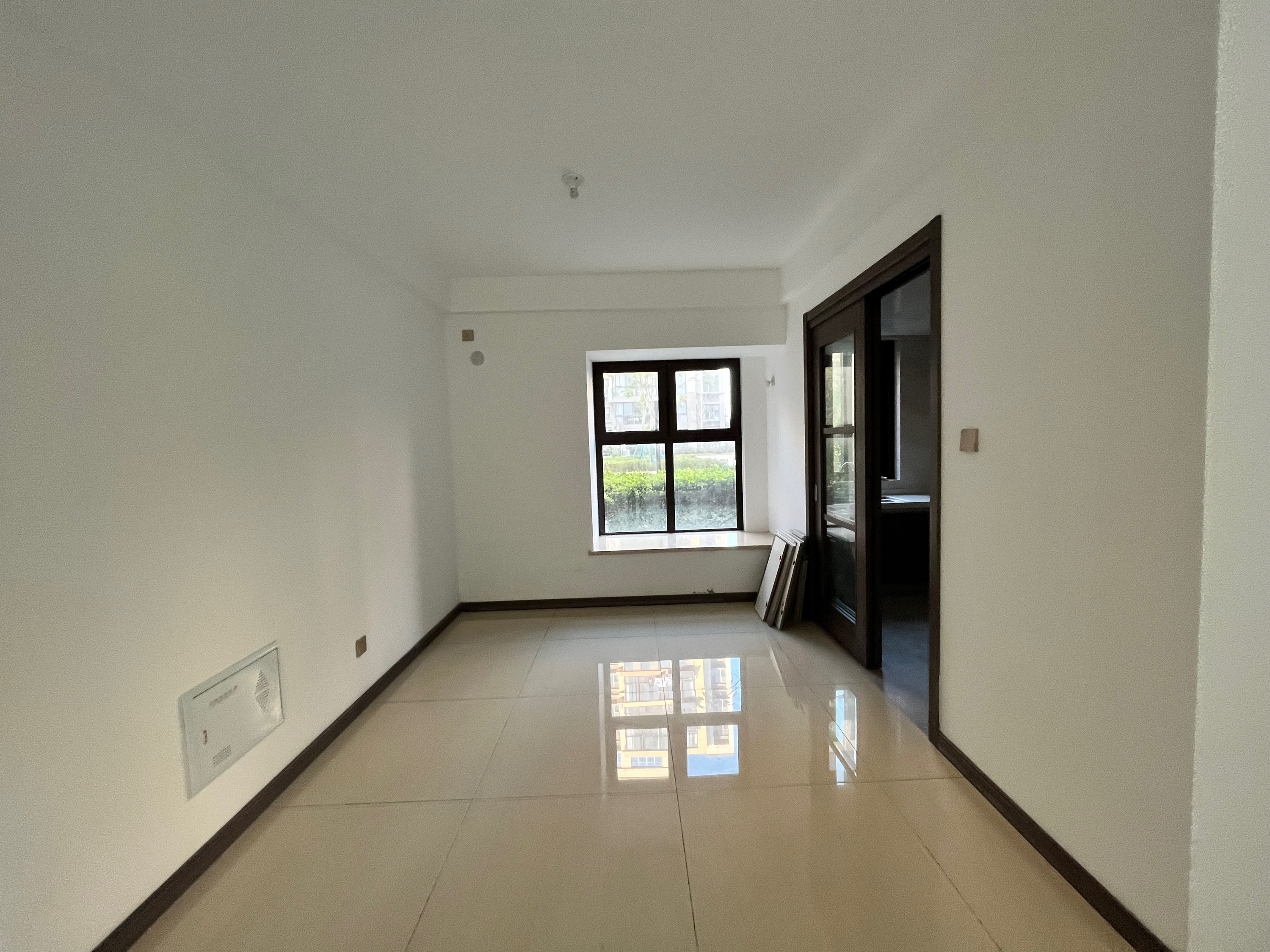 卓越万科新都会 4室2厅2卫 144m²